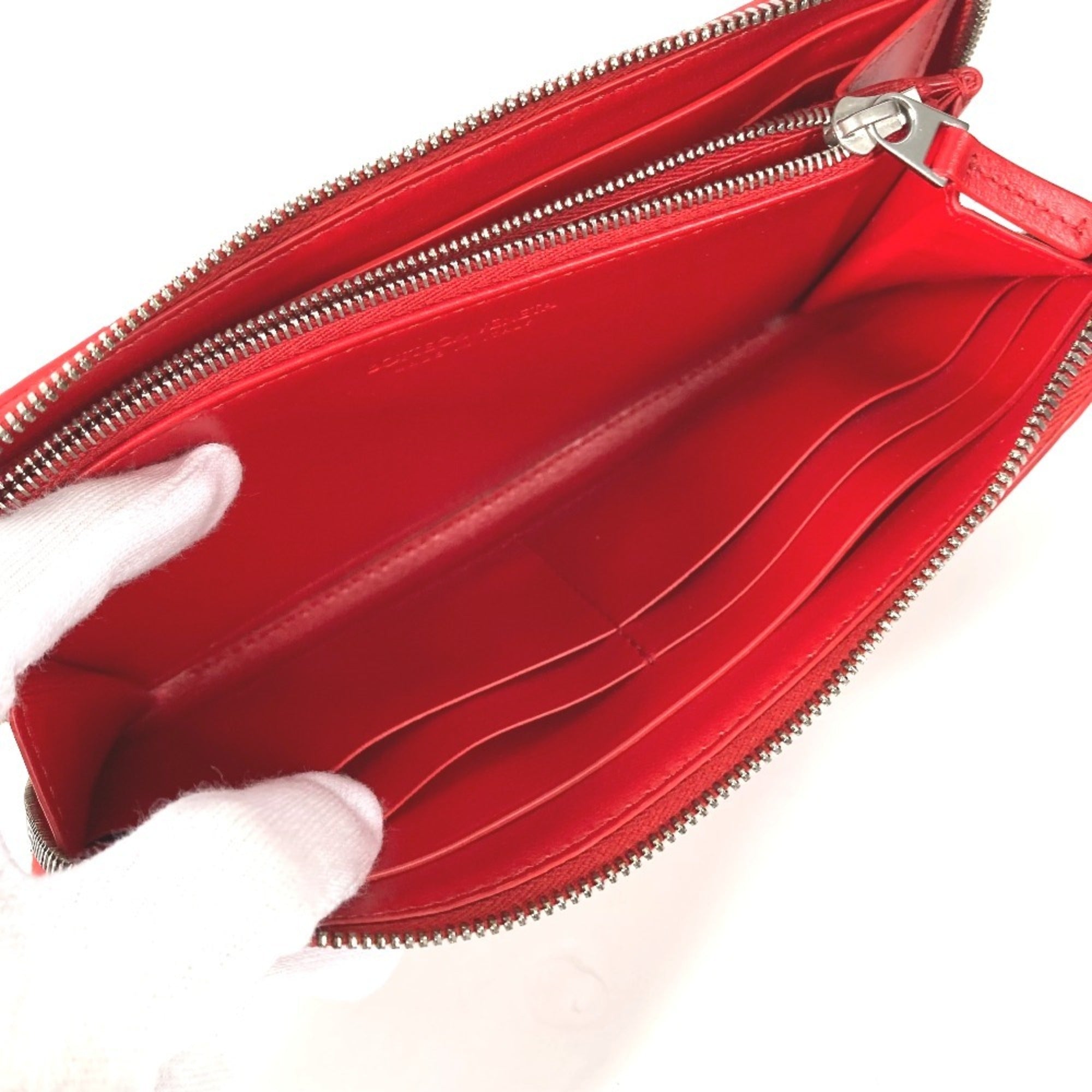 Bottega Veneta Red Color Intrecciato Long Wallet (Bi-Fold) (Pre-Owned)