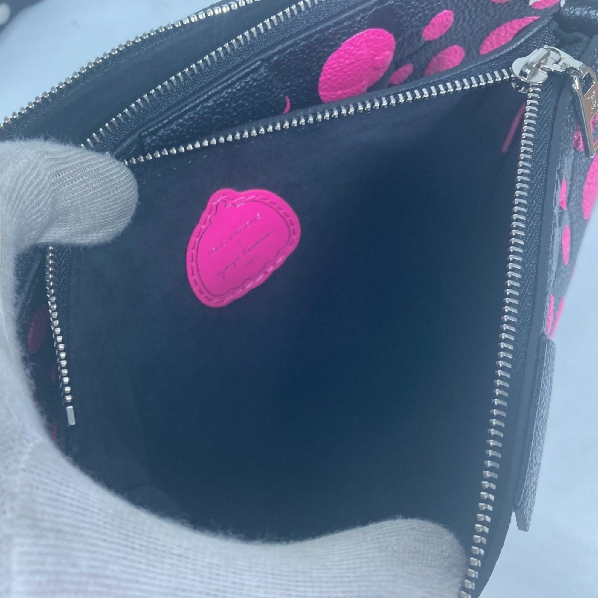 Louis Vuitton Black Pink Monogram Empreinte Pochette Shoulder Bag (Pre-Owned)