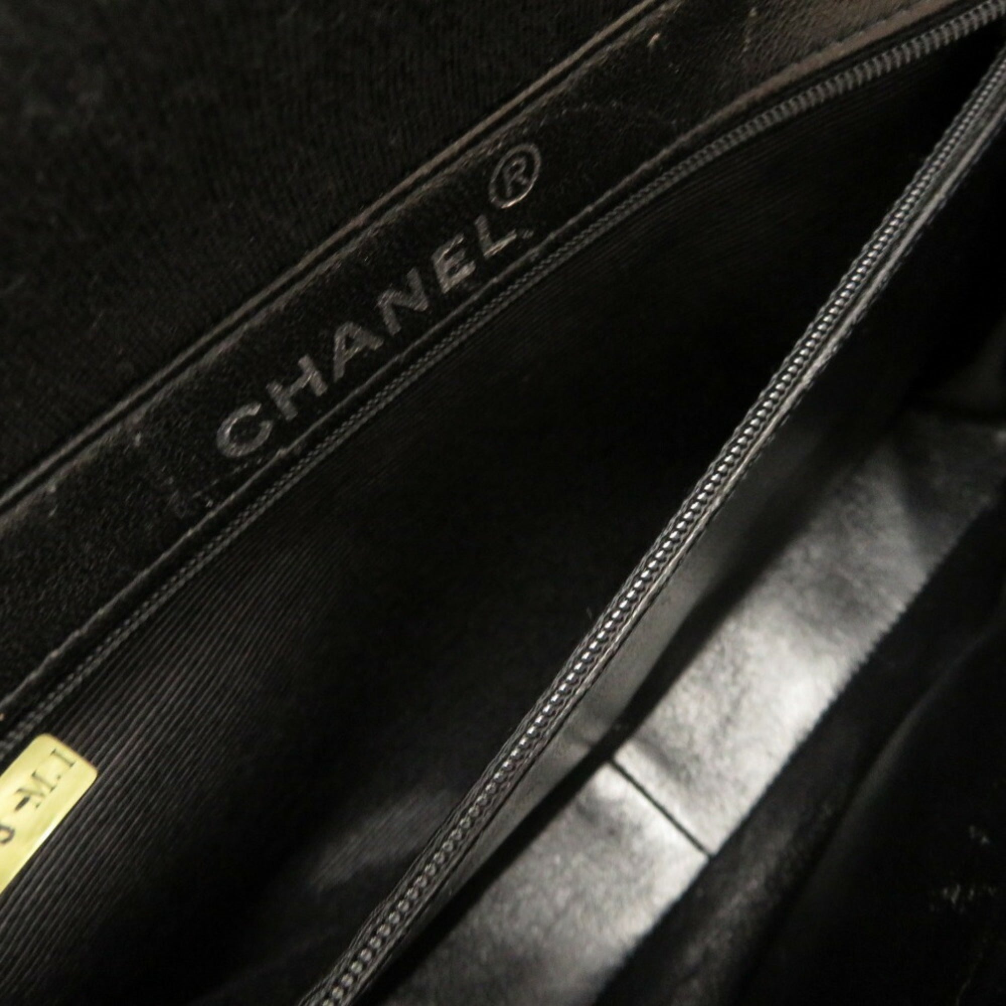 Chanel Matelasse Black Jersey Handbag (Pre-Owned)