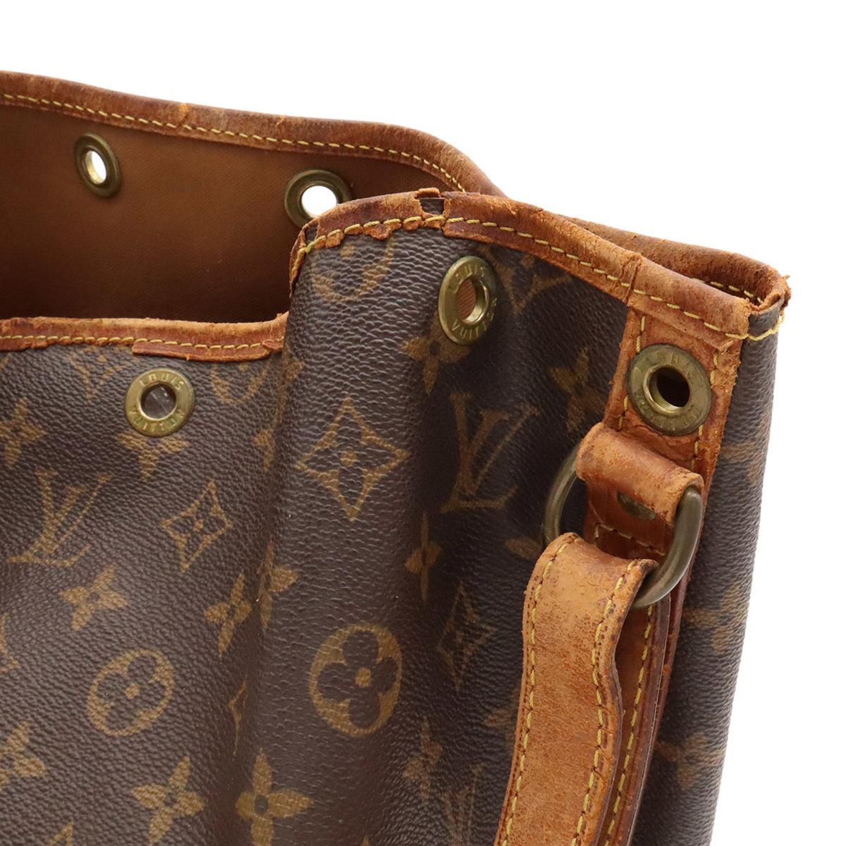 Louis Vuitton Brown Monogram Monogram Shoulder Bag (Pre-Owned)