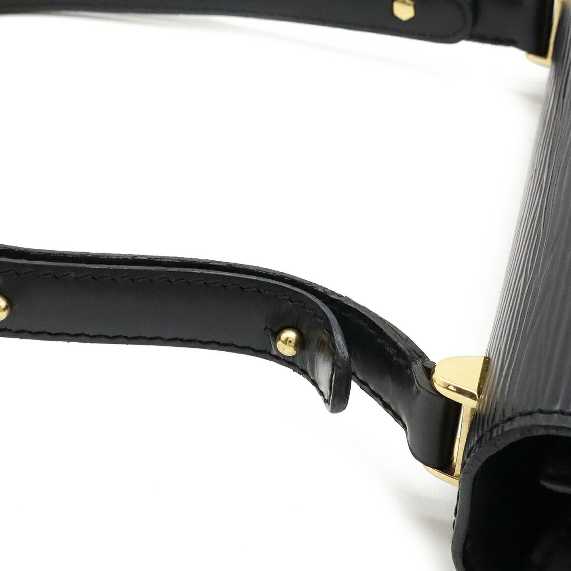Louis Vuitton Noir Epi Leather Handbag Shoulder Bag (Pre-Owned)