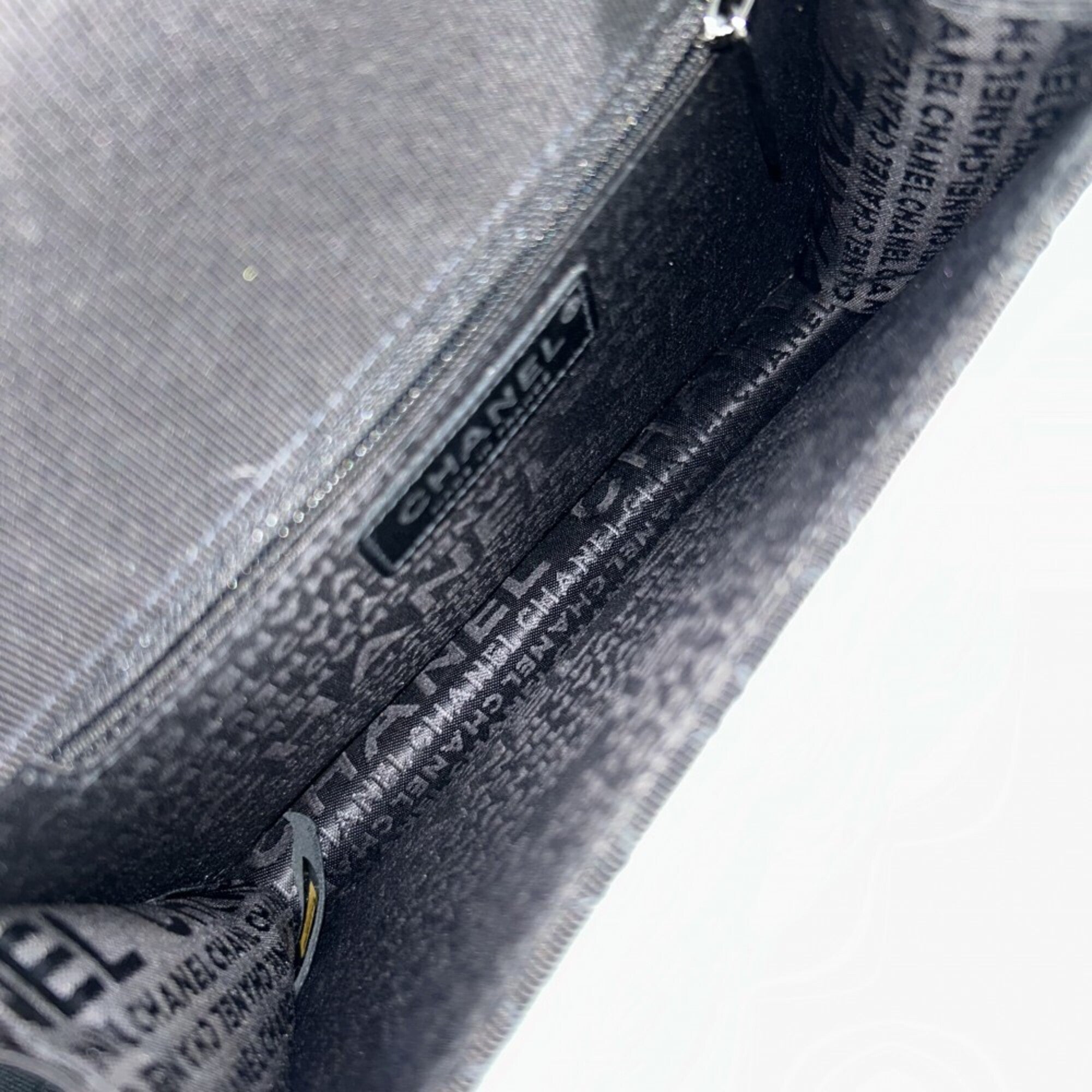 Chanel Matelasse Black Canvas Leather Shoulder Bag (Pre-Owned)
