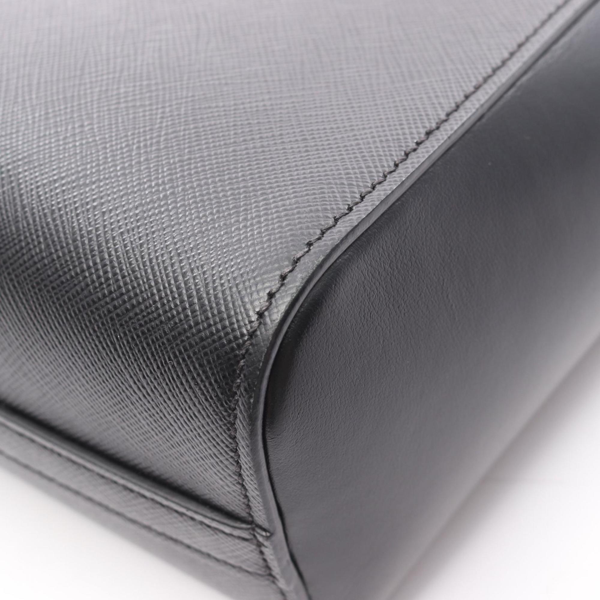 Prada Black Saffiano Handbag (Pre-Owned)