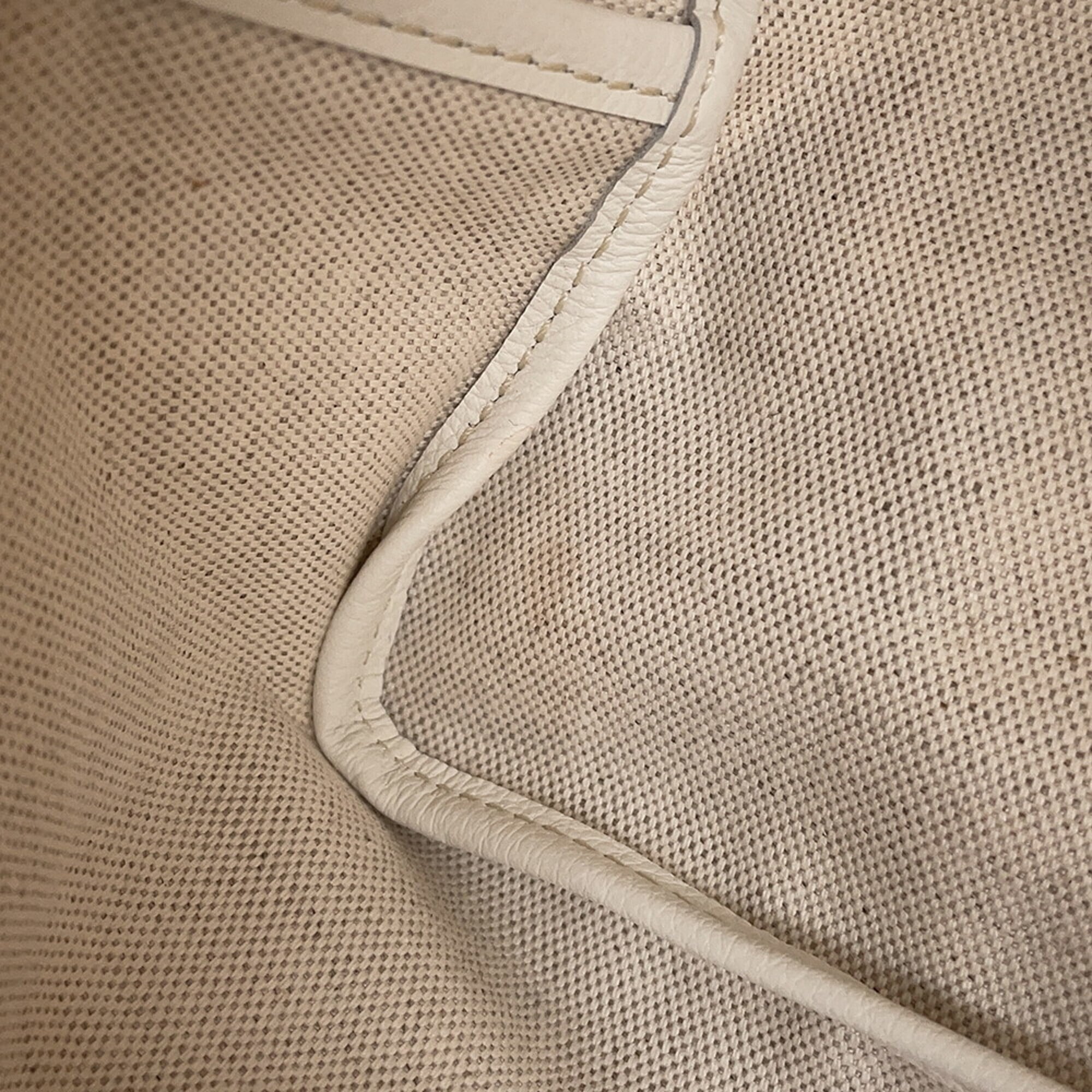 Goyard White Pvc Leather Tote Bag (Pre-Owned)