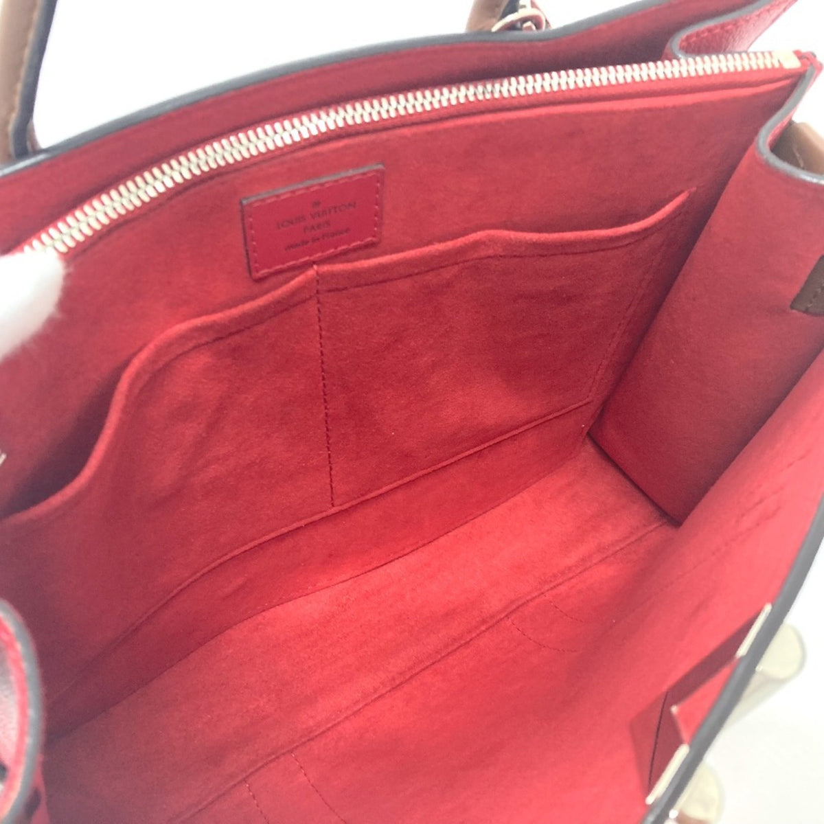 Louis Vuitton Red Color Leather Tote Bag (Pre-Owned)