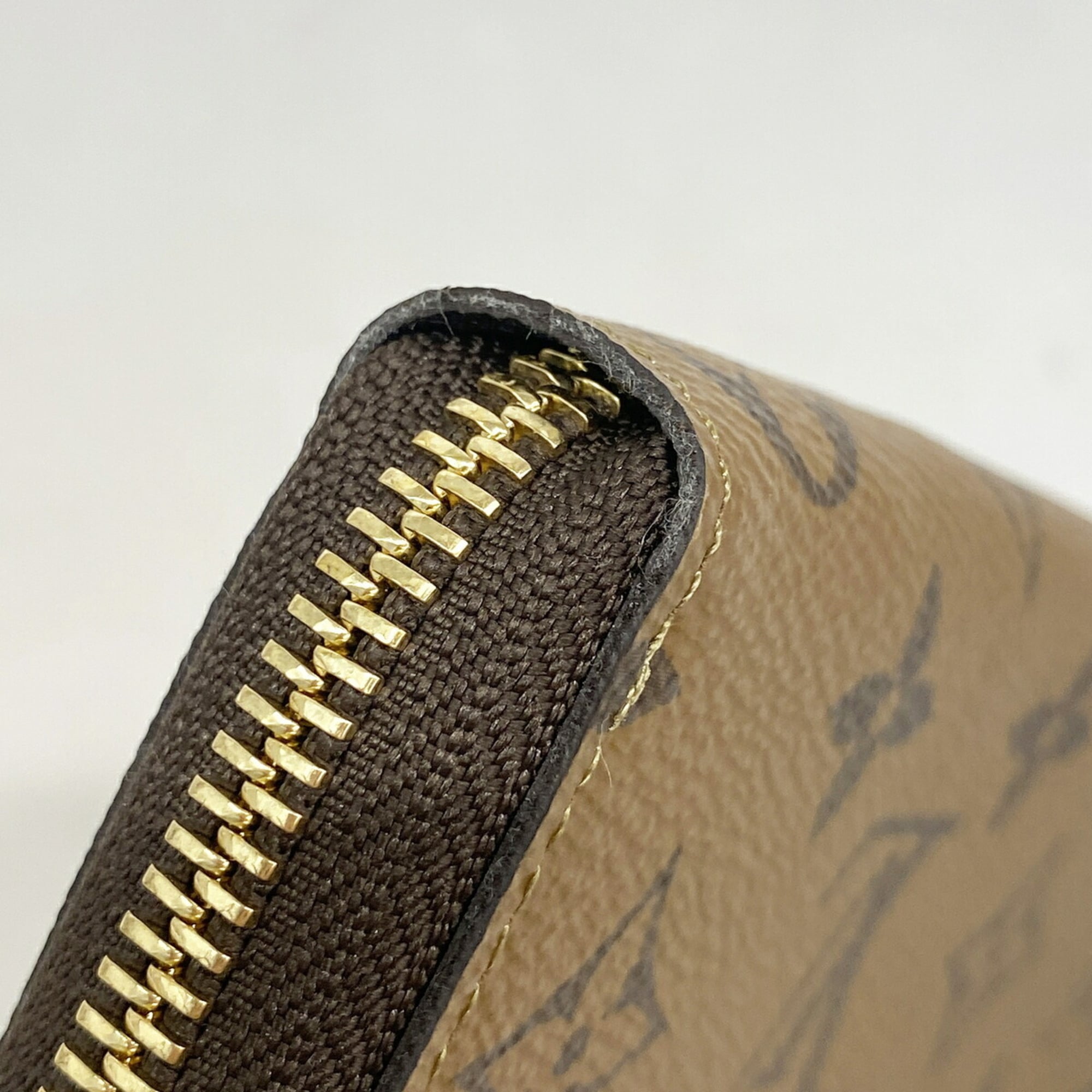 Louis Vuitton Brown Long Wallet (Bi-Fold) (Pre-Owned)