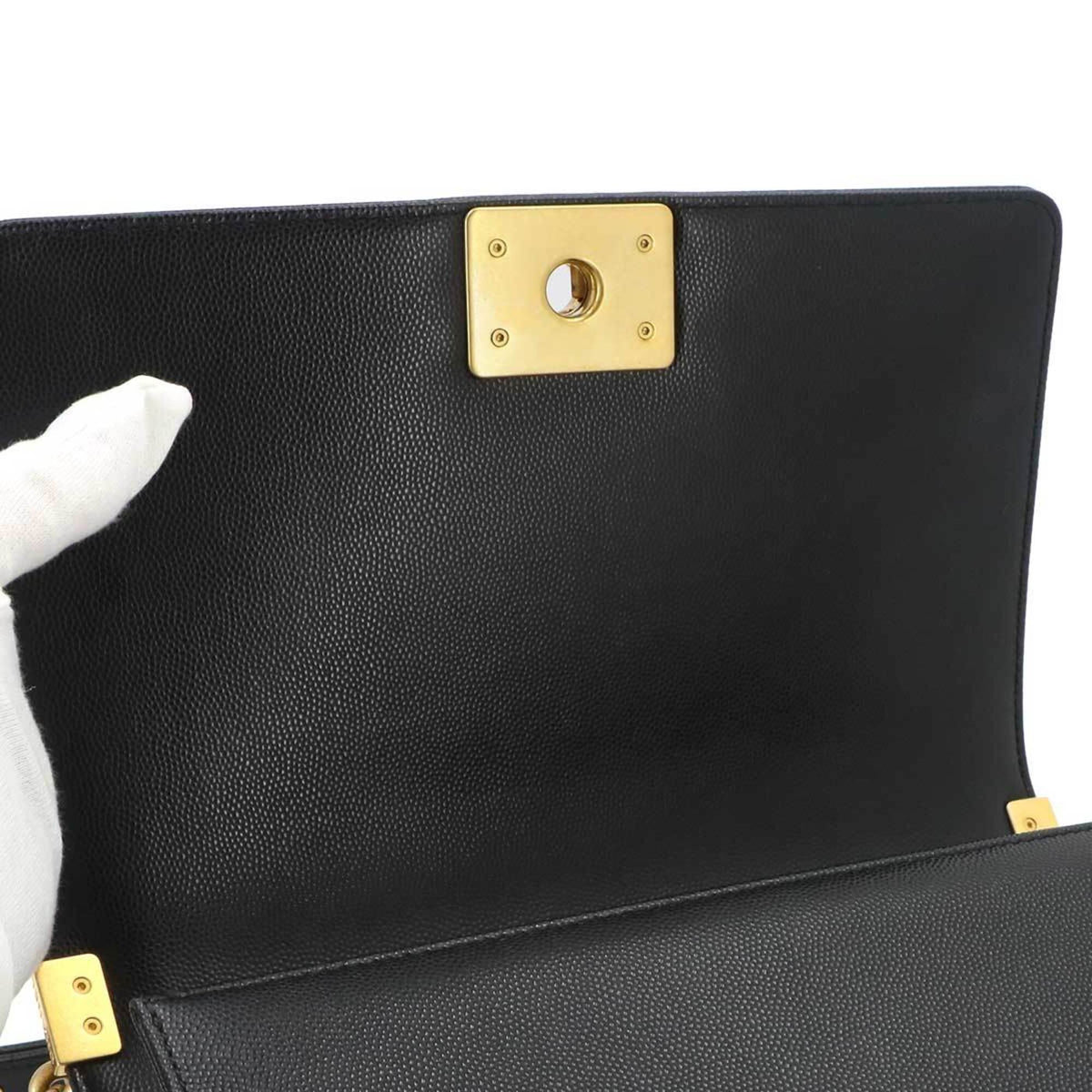 Chanel Boy Chanel Black Grained Calfskin Handbag Shoulder Bag (Pre-Owned)