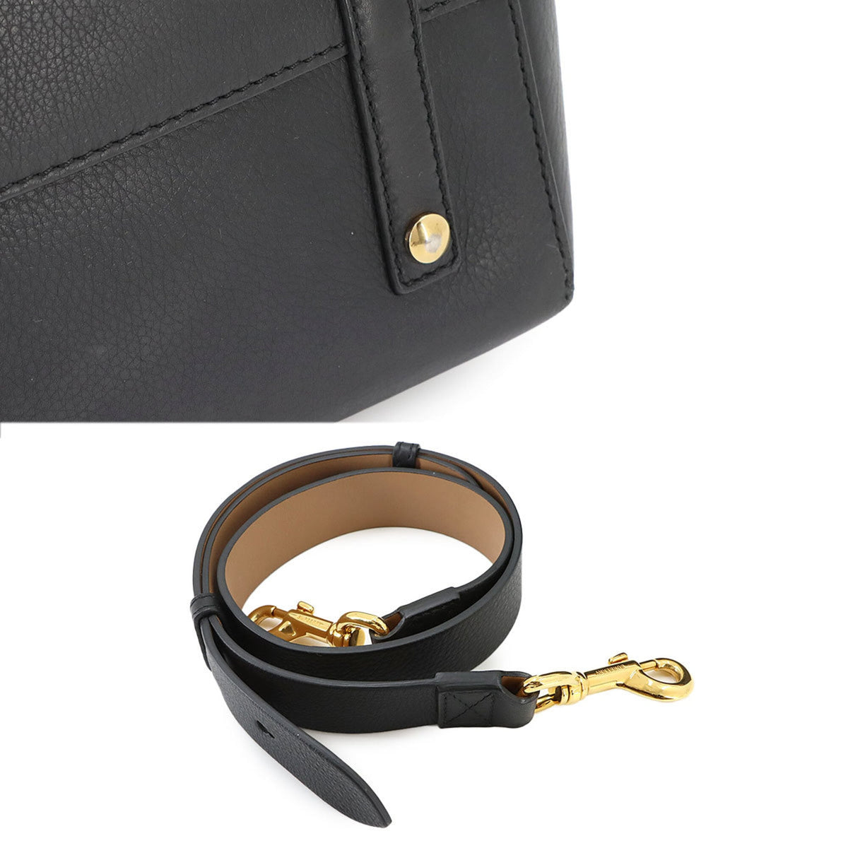 Burberry Beige Black Leather Handbag (Pre-Owned)