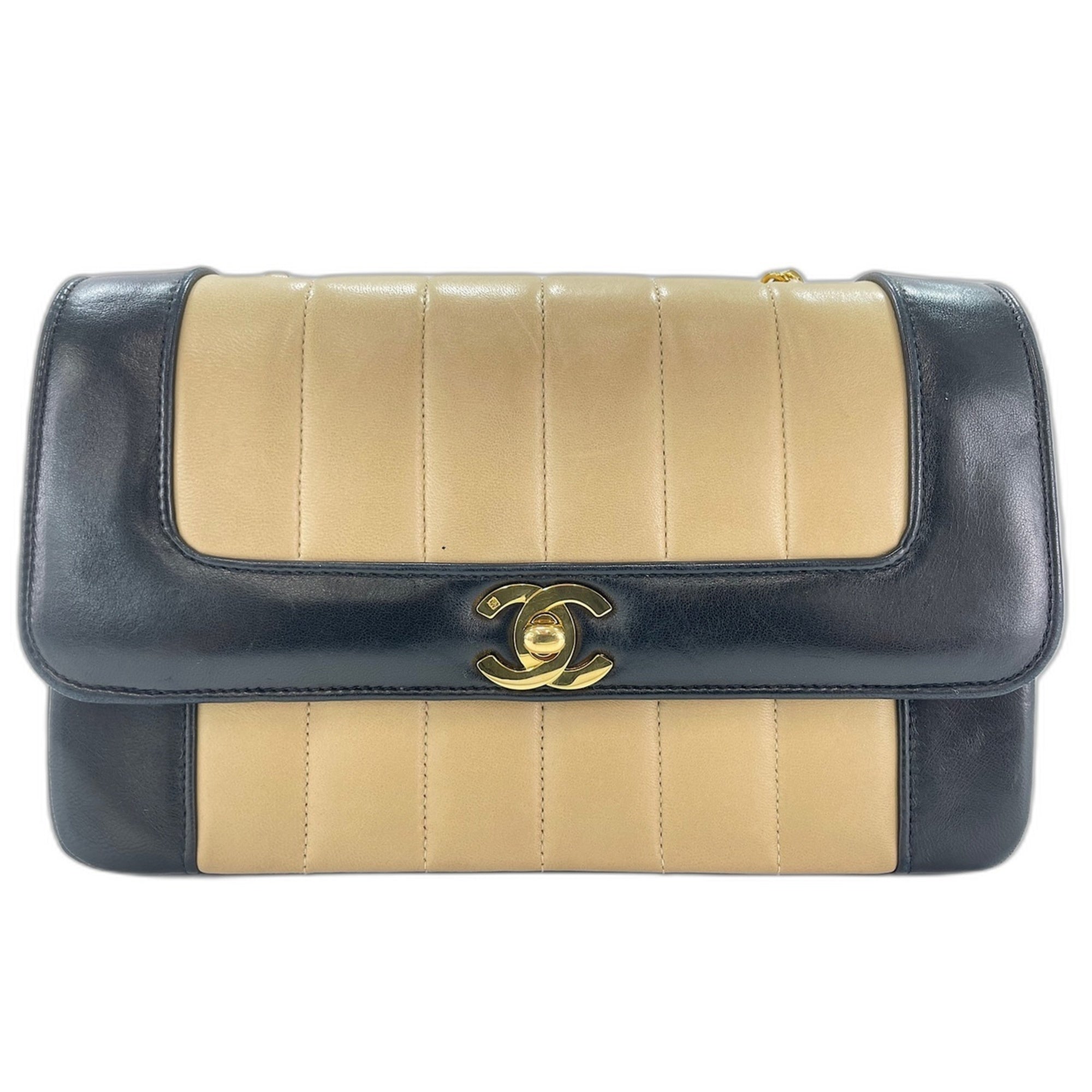 Chanel Beige Shoulder Bag (Pre-Owned)