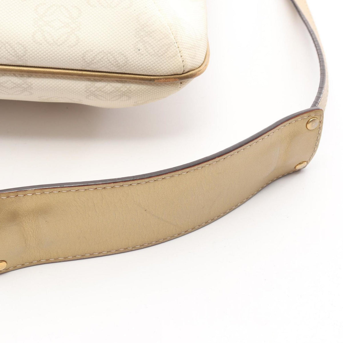 Loewe White Coated Canvas Leather Shoulder Bag (Pre-Owned)