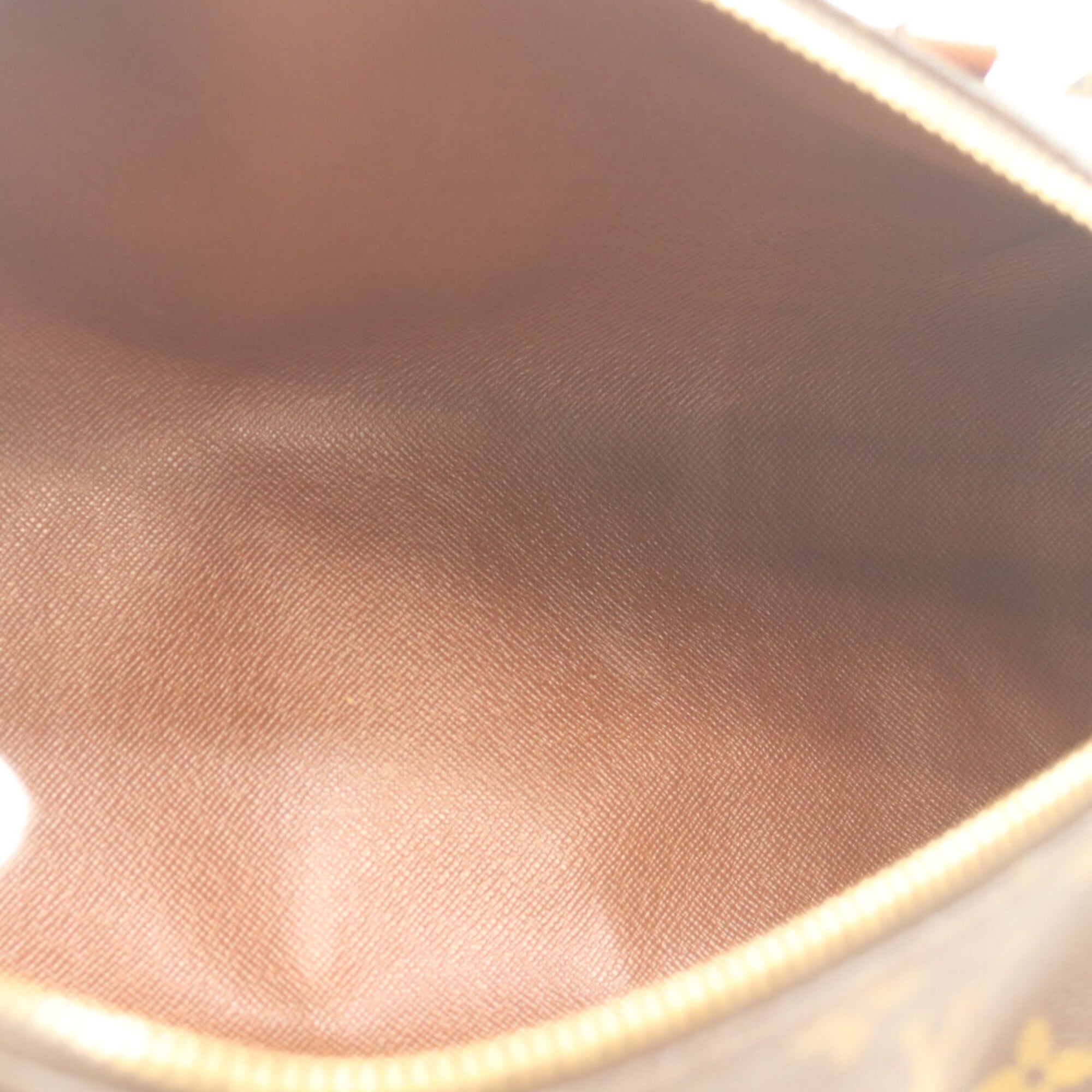 Louis Vuitton Brown Monogram Handbag (Pre-Owned)