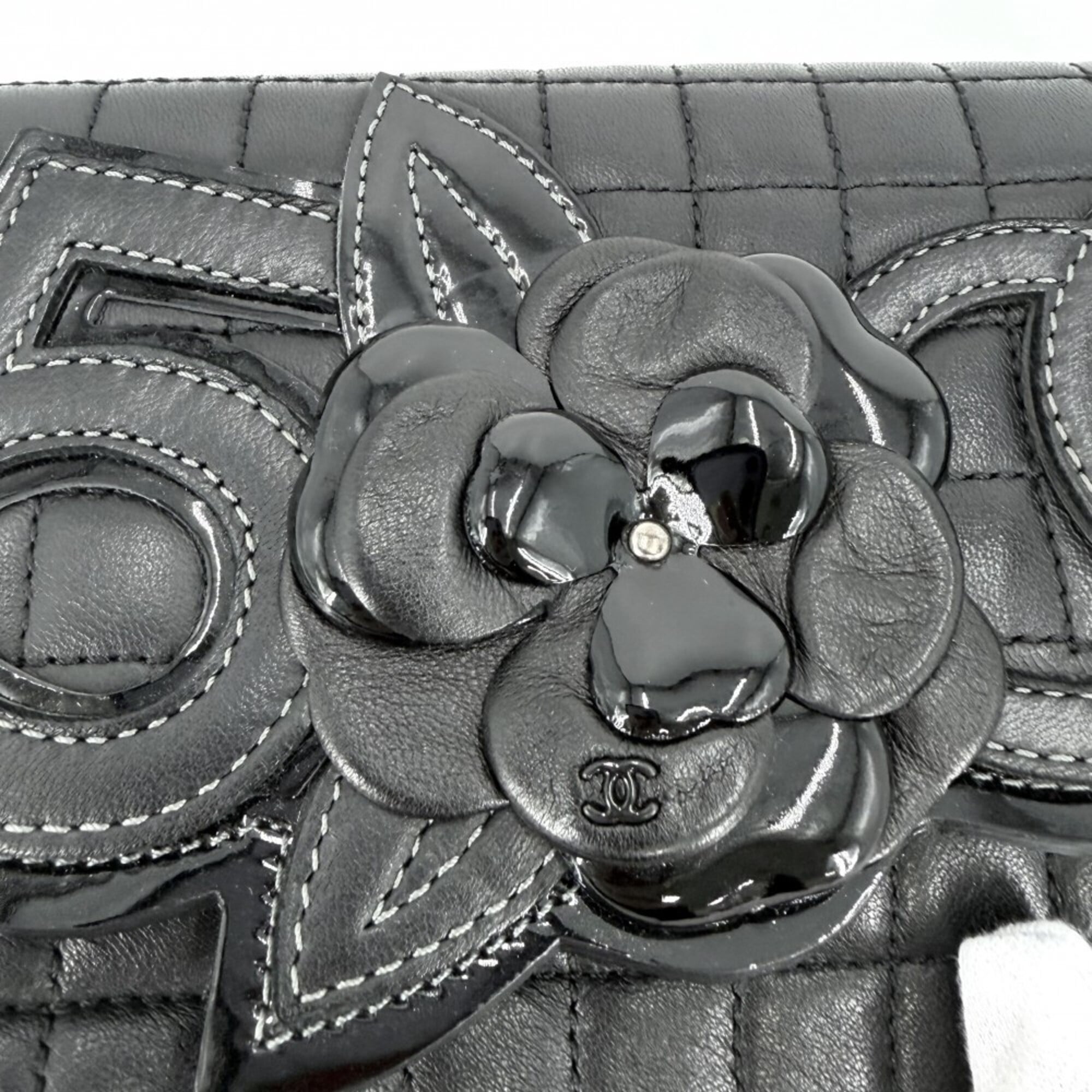 Chanel Chocolate Bar Black Leather Handbag Shoulder Bag (Pre-Owned)