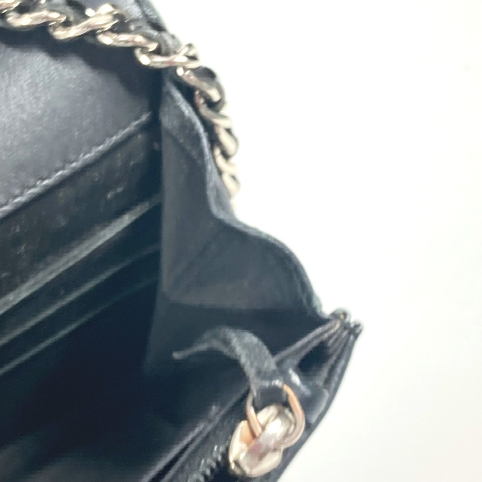 Chanel Black Patent Leather Pochette Shoulder Bag (Pre-Owned)