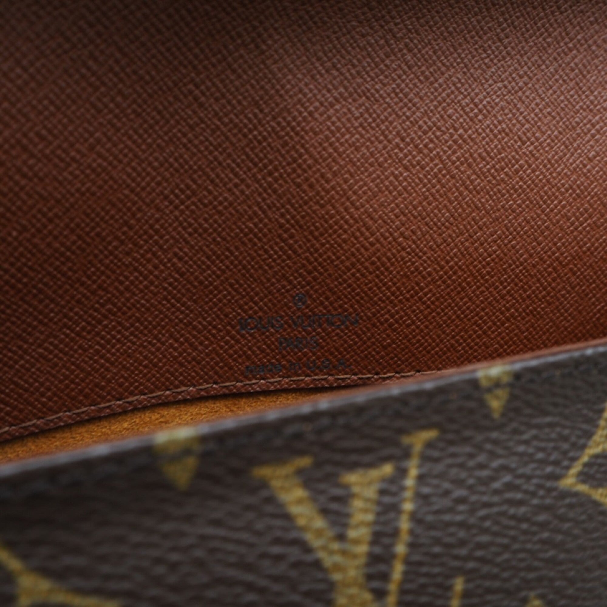 Louis Vuitton Brown Coated Canvas Leather Shoulder Bag (Pre-Owned)