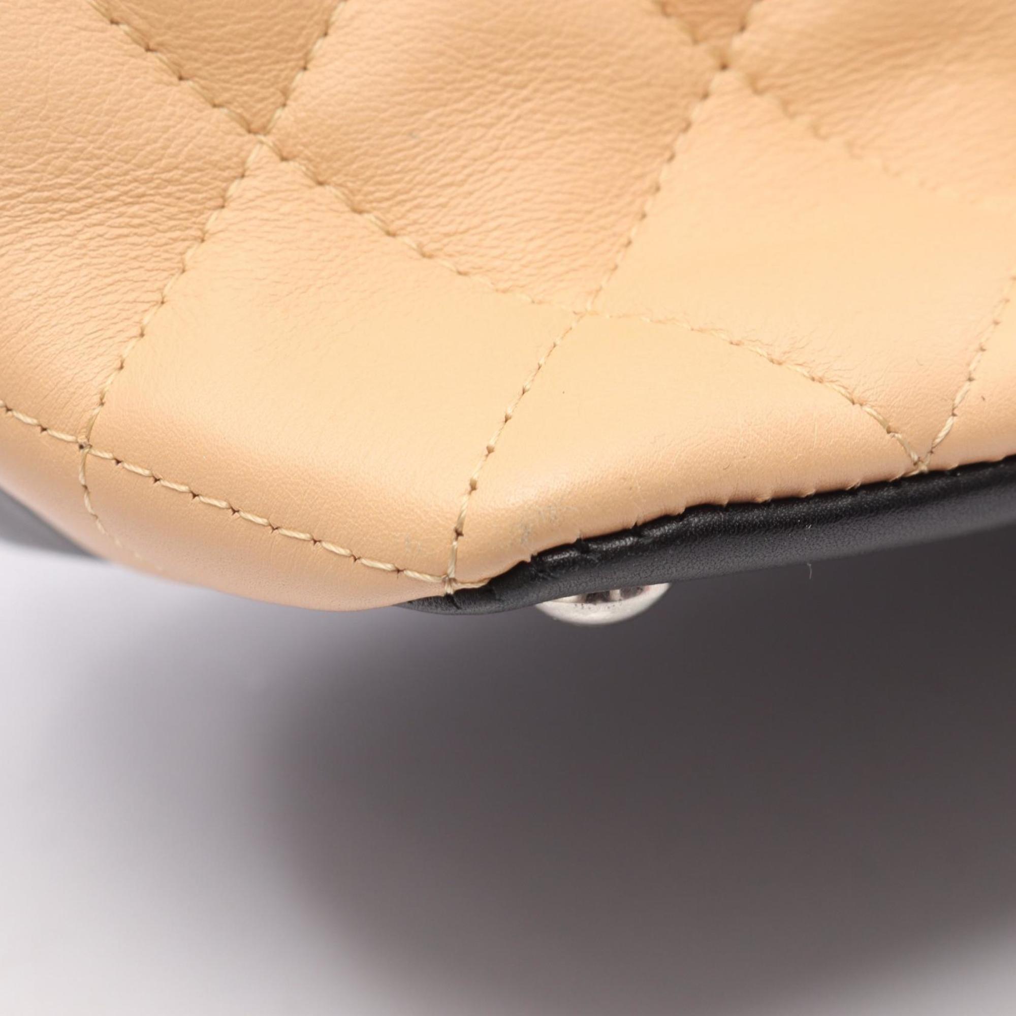 Chanel Beige Black Leather Tote Bag (Pre-Owned)