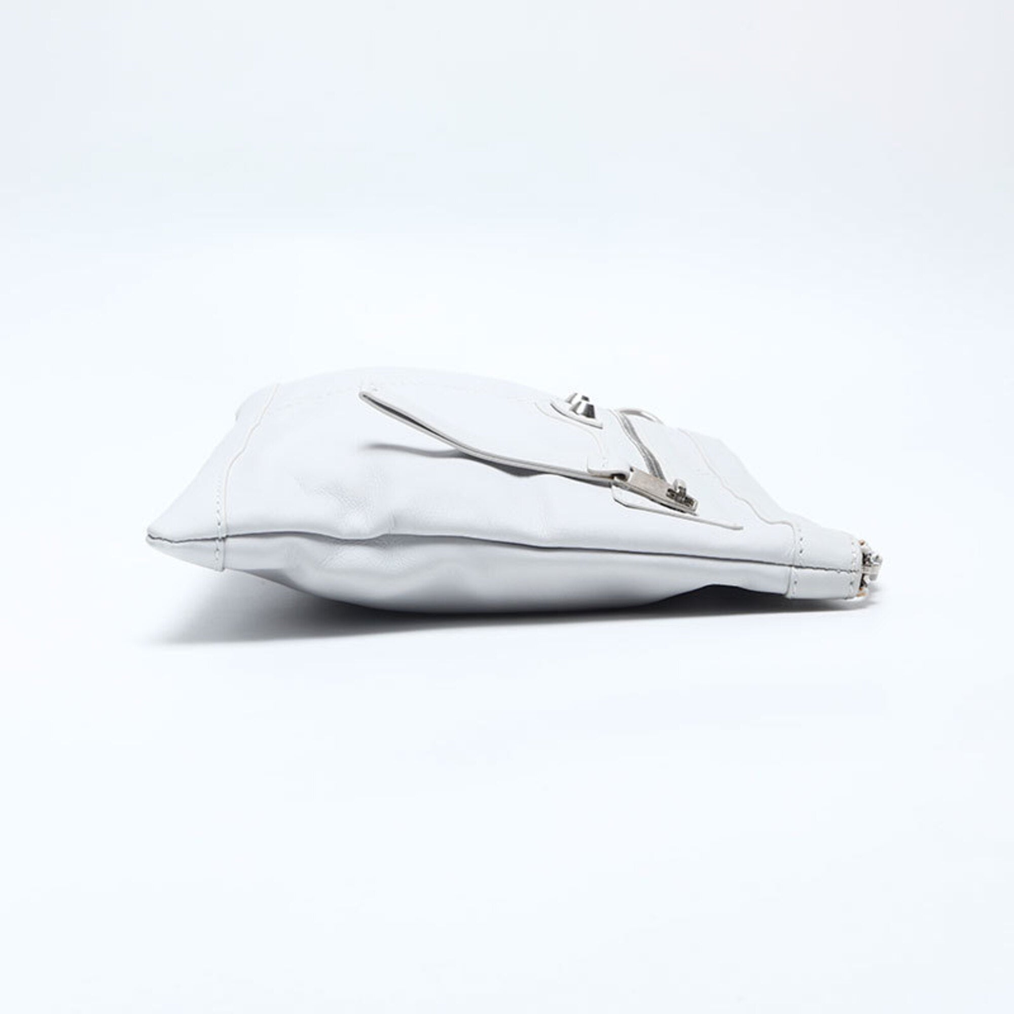Balenciaga White Leather Clutch Bag (Pre-Owned)