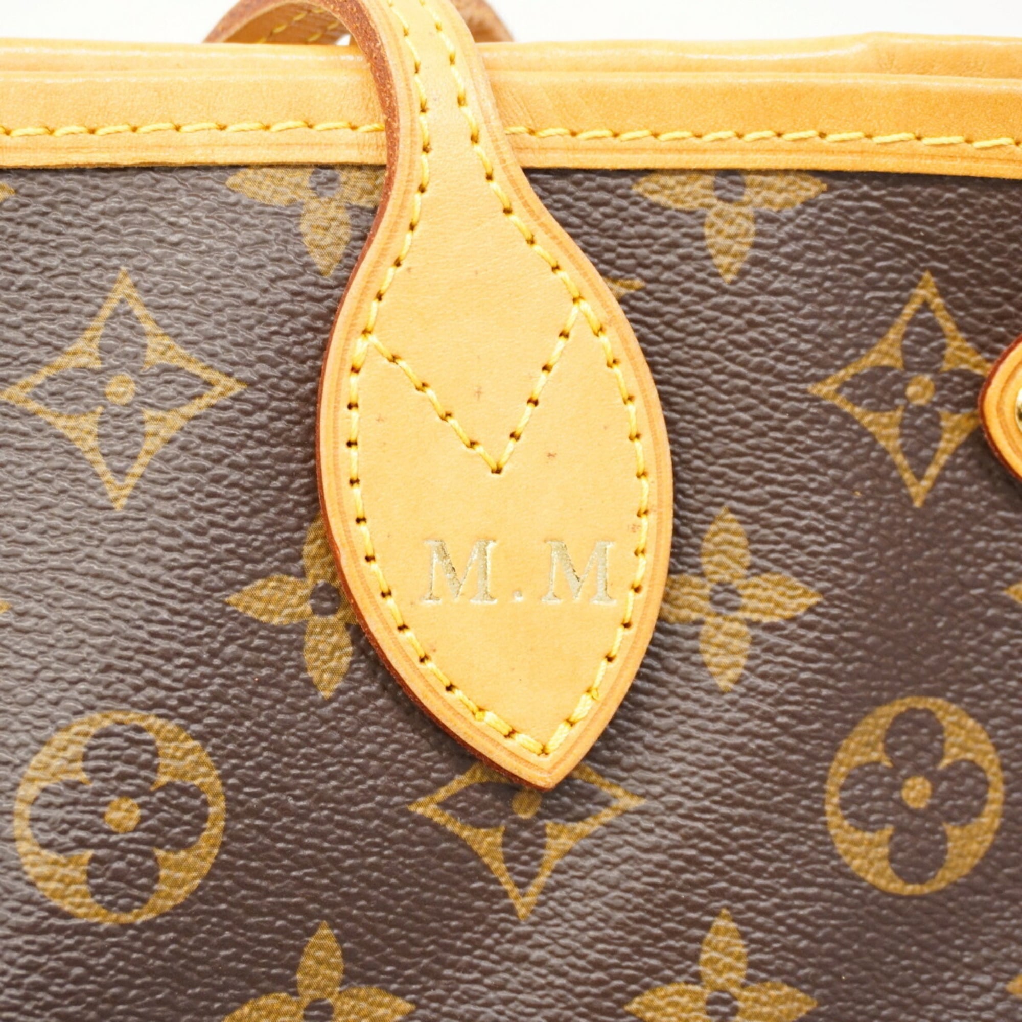 Louis Vuitton Fuchsia Tote Bag (Pre-Owned)