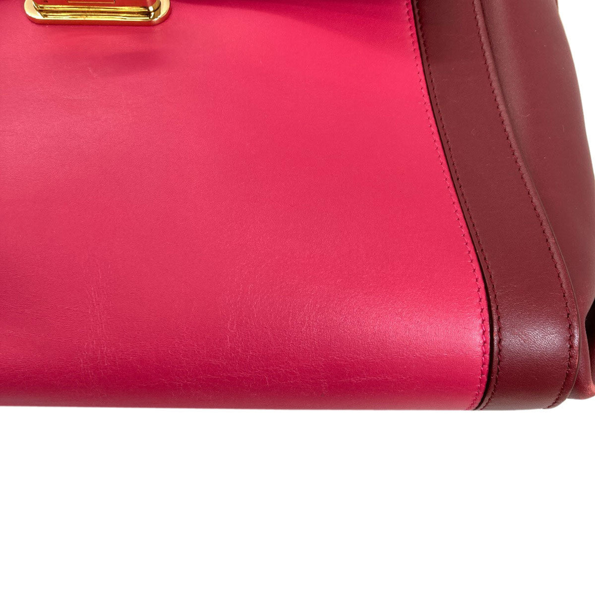 Salvatore Ferragamo Gancini Bordeaux Pink Leather Handbag (Pre-Owned)