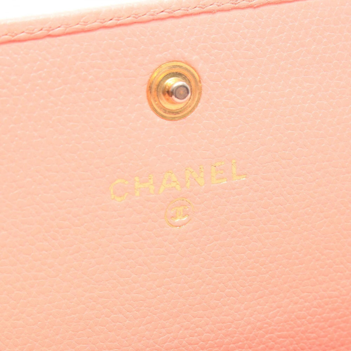 Chanel Pink Leather Wallet (Bi-Fold) (Pre-Owned)