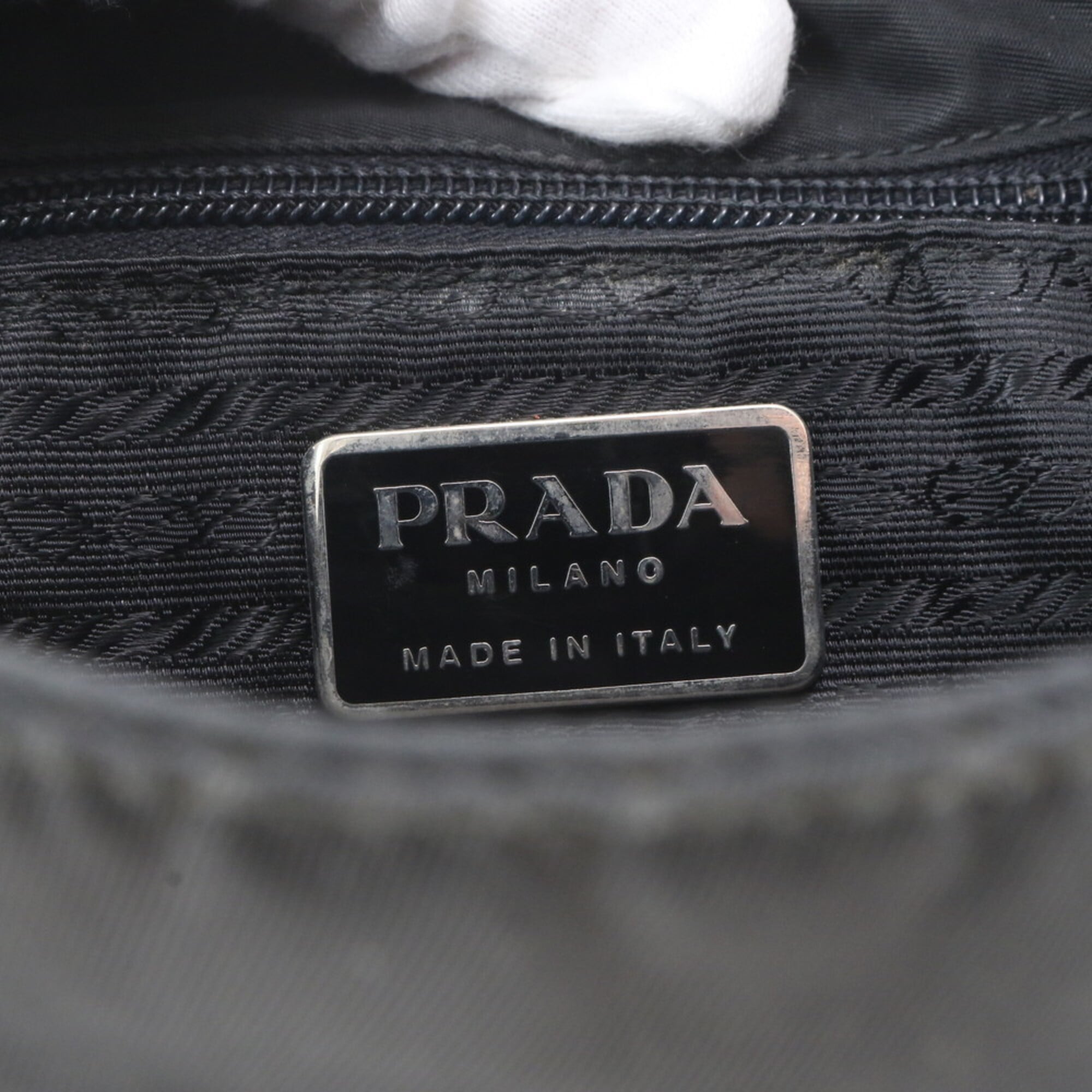 Prada Black Nylon Leather Messenger Bag Shoulder Bag (Pre-Owned)
