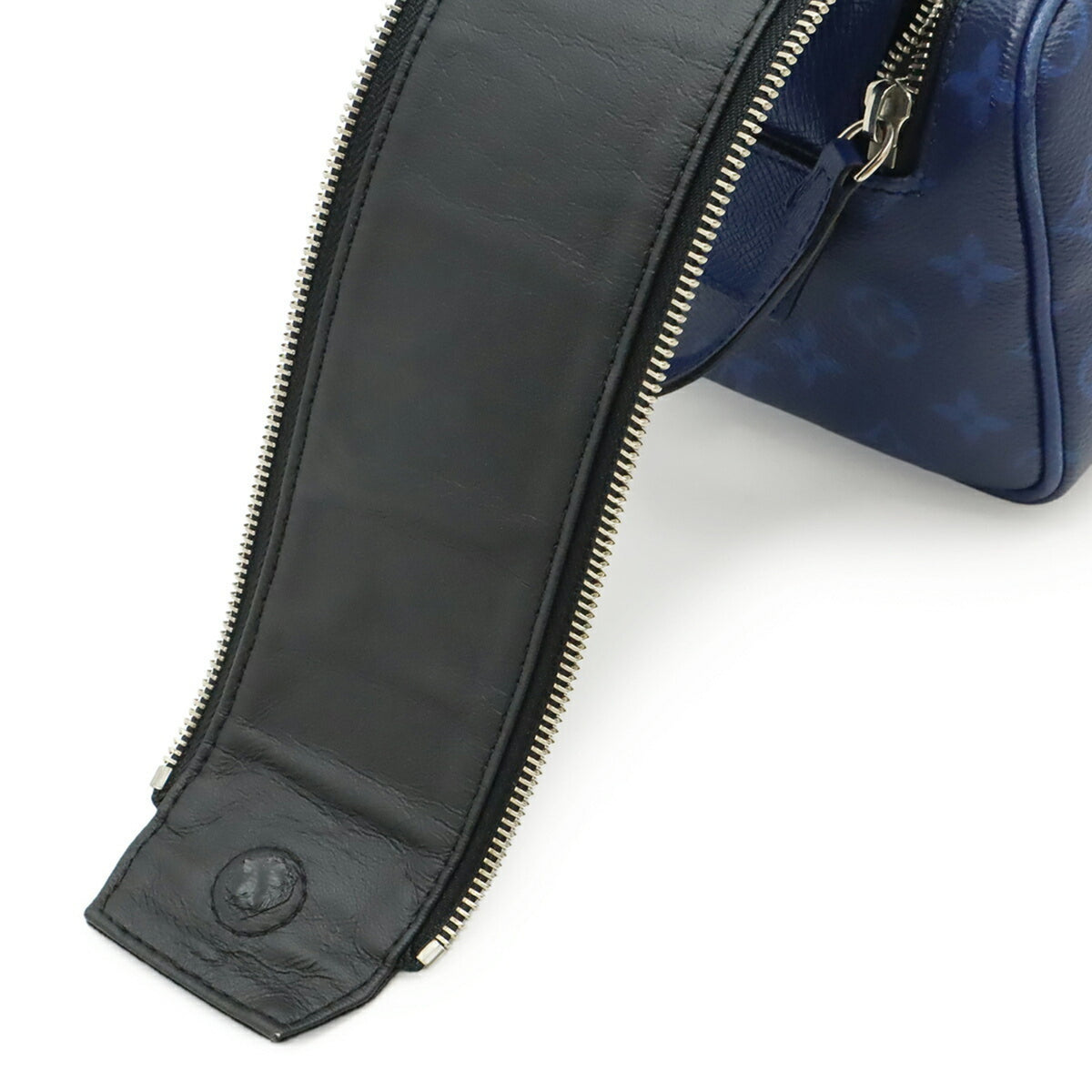 Louis Vuitton Cobalt Monogram Monogram Canvas Taiga Leather Leather Clutch Bag Handbag (Pre-Owned)