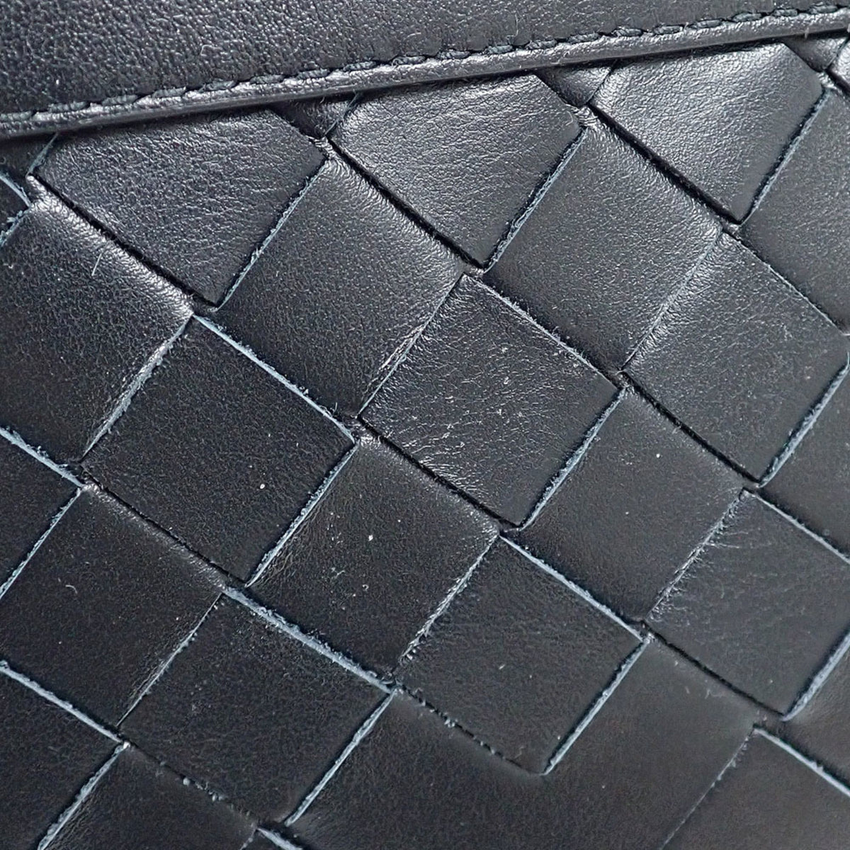 Bottega Veneta Black Leather Shoulder Bag (Pre-Owned)