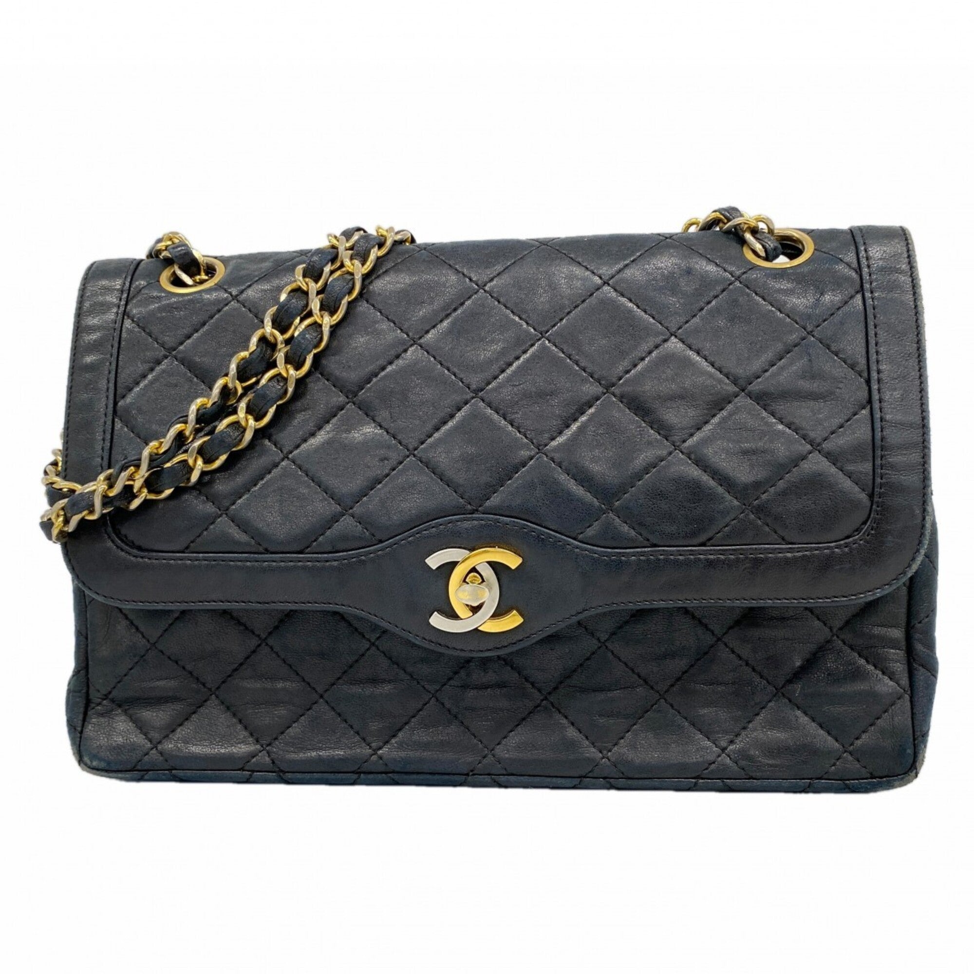 Chanel Black Leather Shoulder Bag (Pre-Owned)