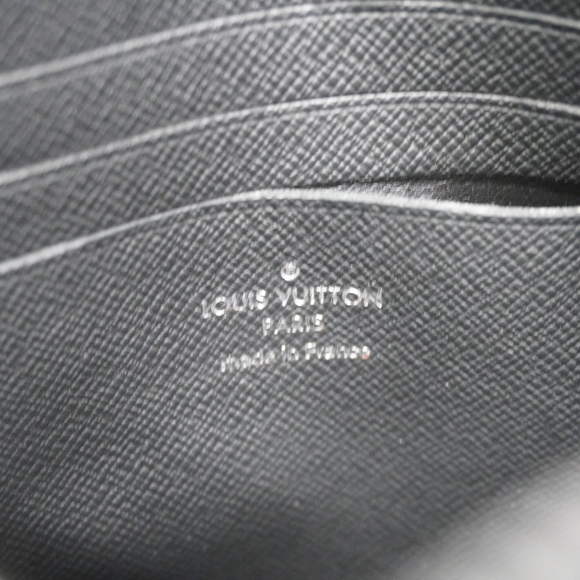 Louis Vuitton Brown Shoulder Bag (Pre-Owned)