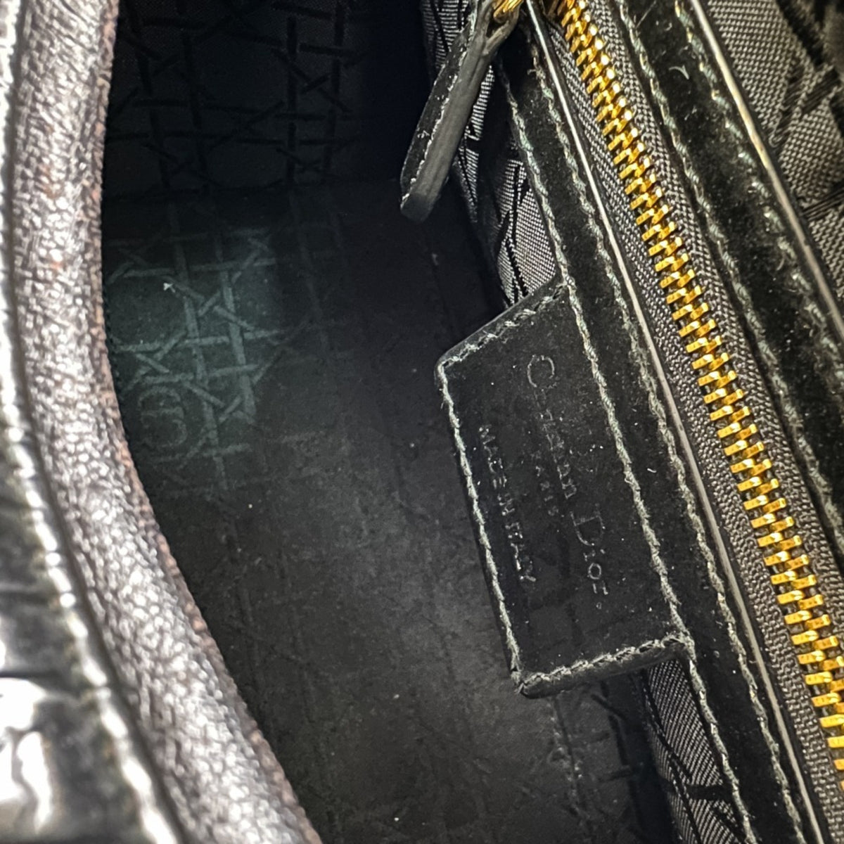 Christian Dior Lady Dior Black Patent Leather Handbag (Pre-Owned)