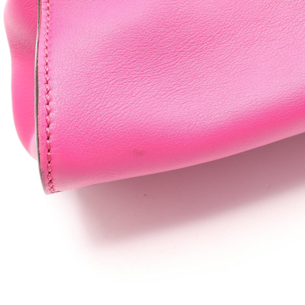 Fendi Peekaboo Pink Leather Handbag (Pre-Owned)