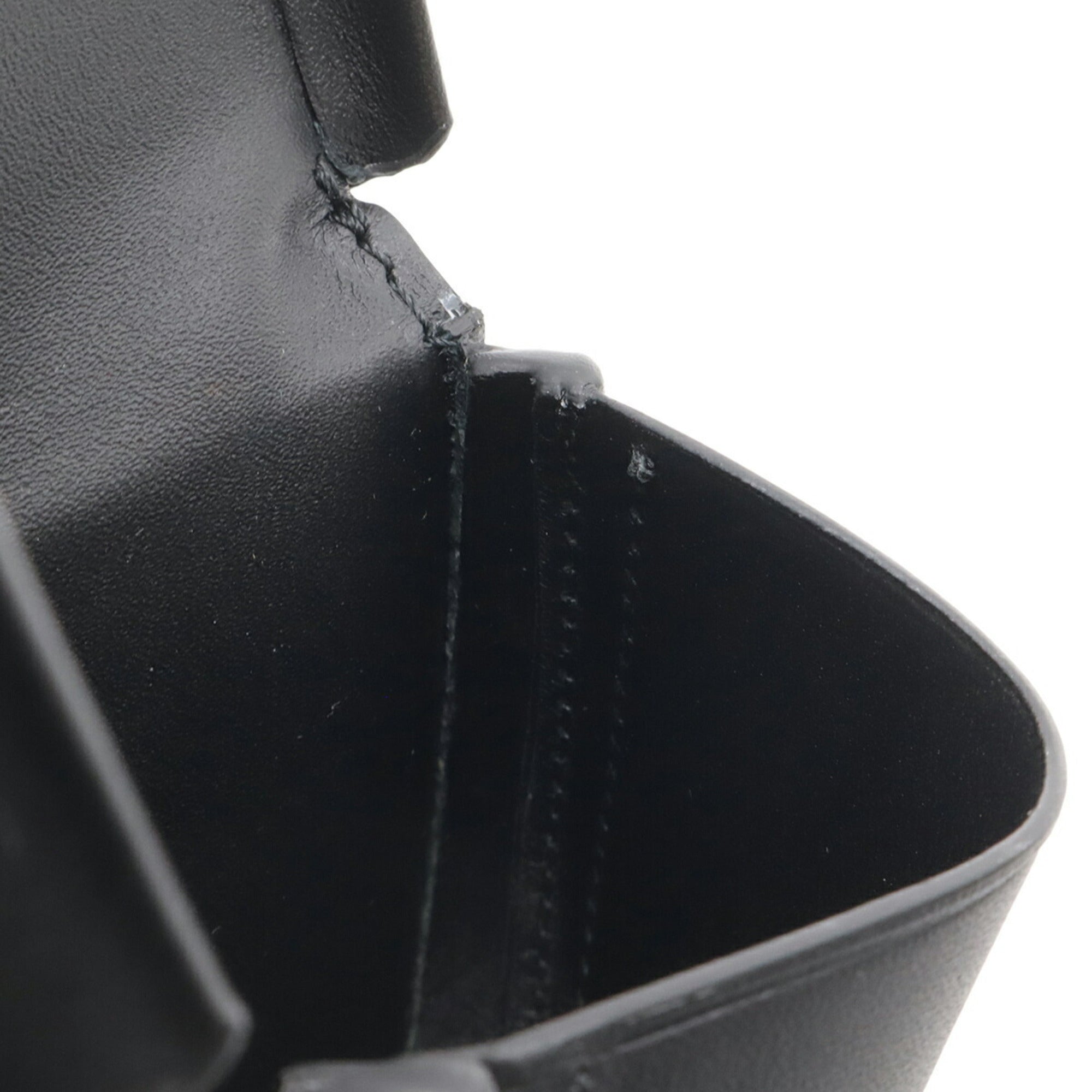 Loewe Black Leather Pochette Shoulder Bag (Pre-Owned)