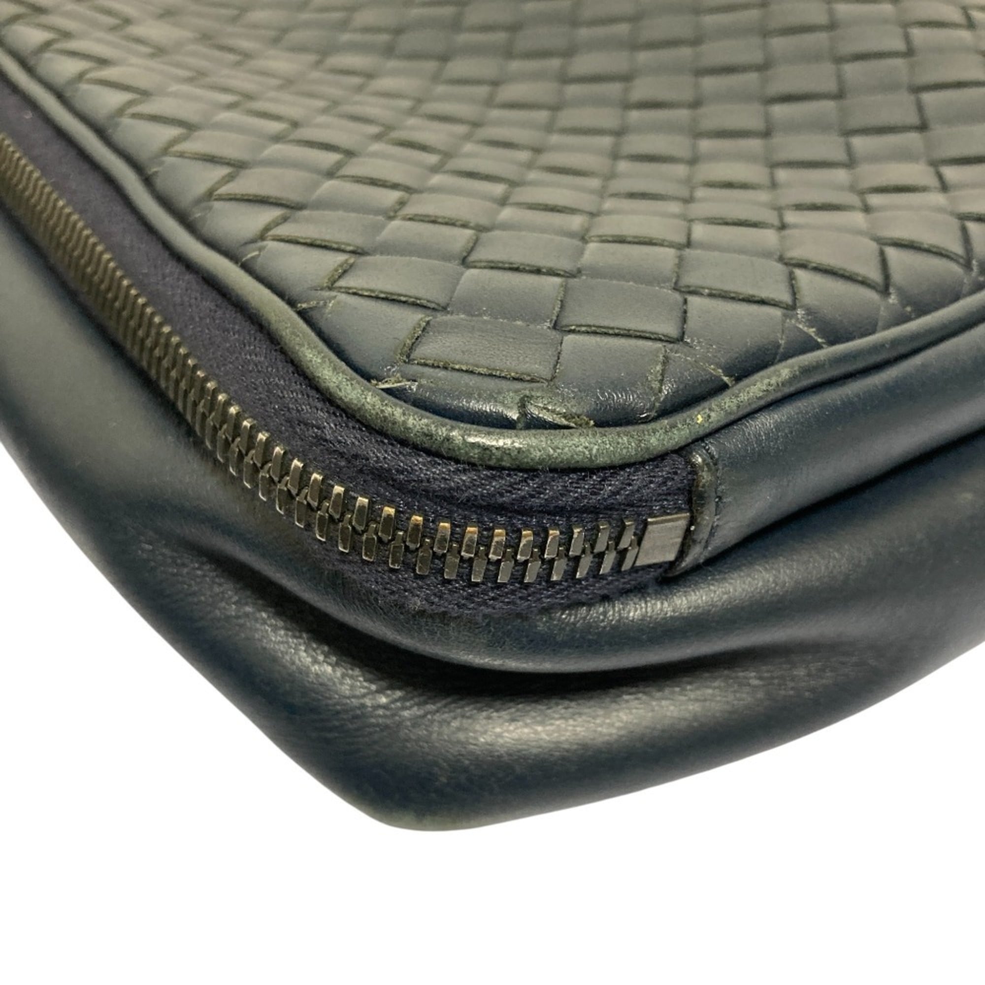 Bottega Veneta Navy Messenger Bag Shoulder Bag (Pre-Owned)