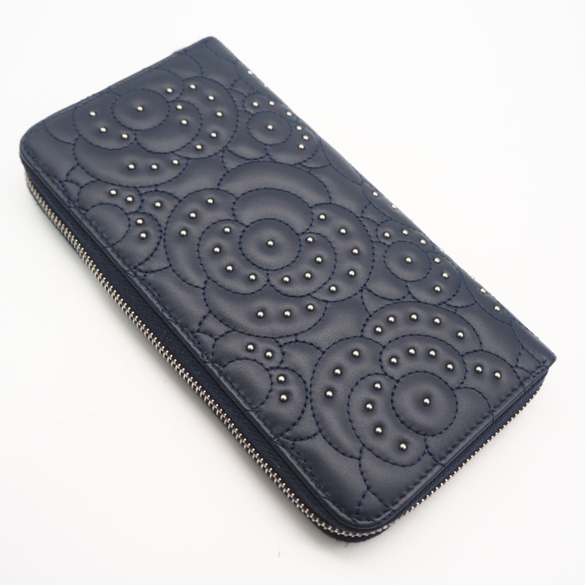 Chanel Camellia Navy Leather Long Wallet (Bi-Fold) (Pre-Owned)