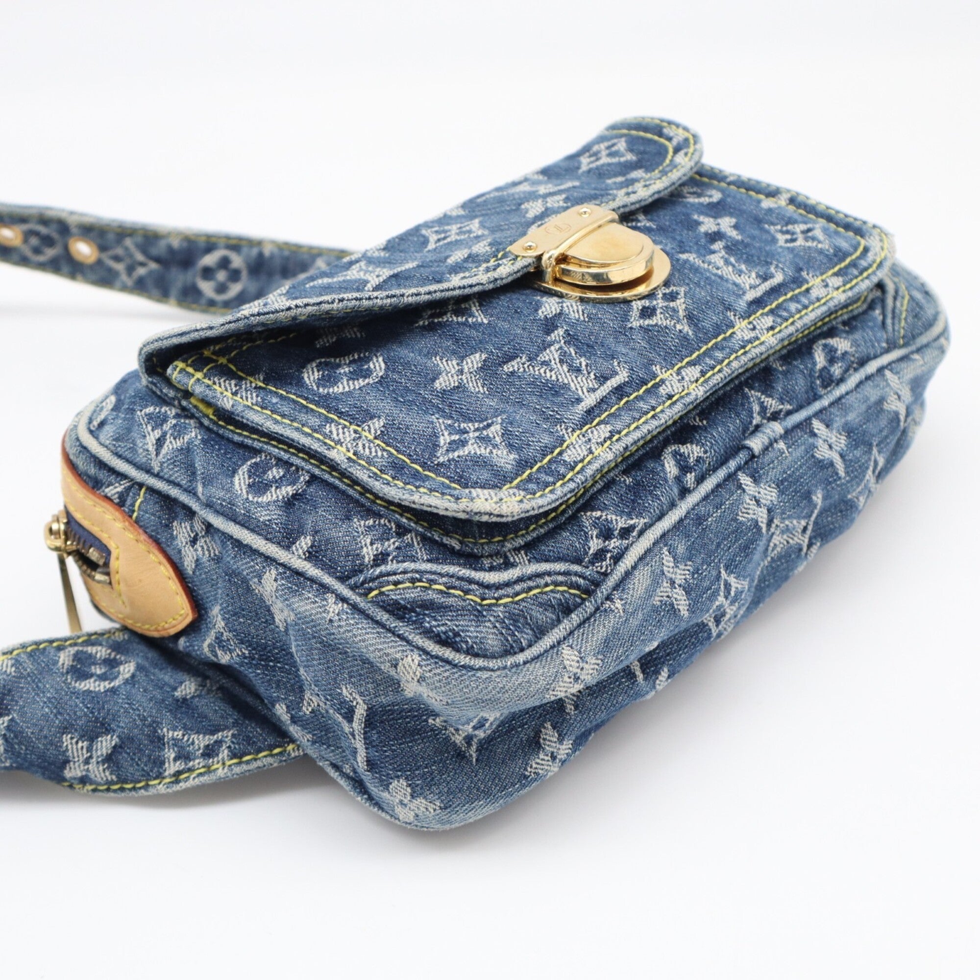 Louis Vuitton Beige Blue Cotton Fanny Pack (Pre-Owned)