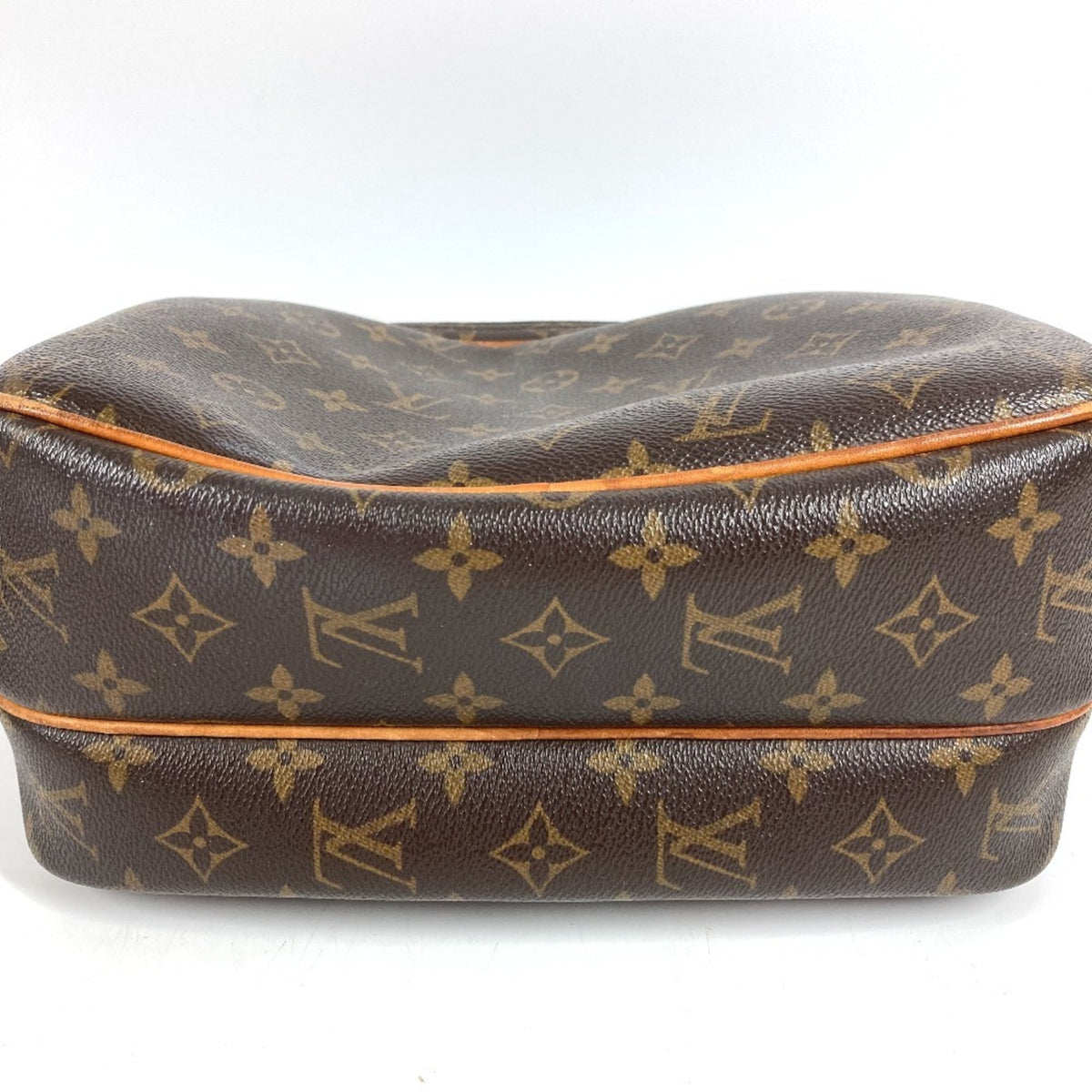 Louis Vuitton Brown Monogram Shoulder Bag (Pre-Owned)