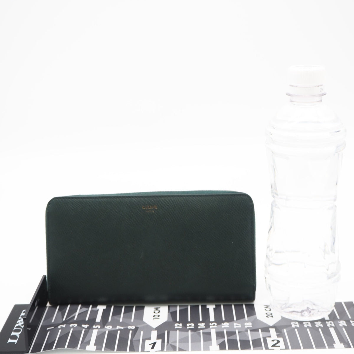 Celine Green Leather Long Wallet (Bi-Fold) (Pre-Owned)