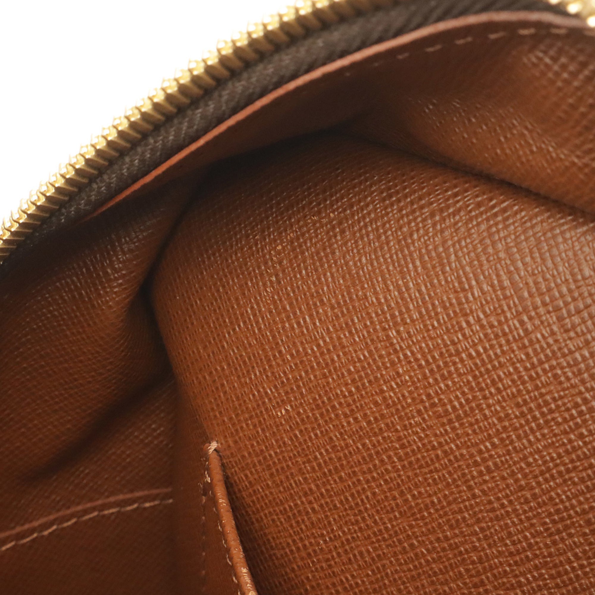 Louis Vuitton Brown Monogram Canvas Shoulder Bag (Pre-Owned)