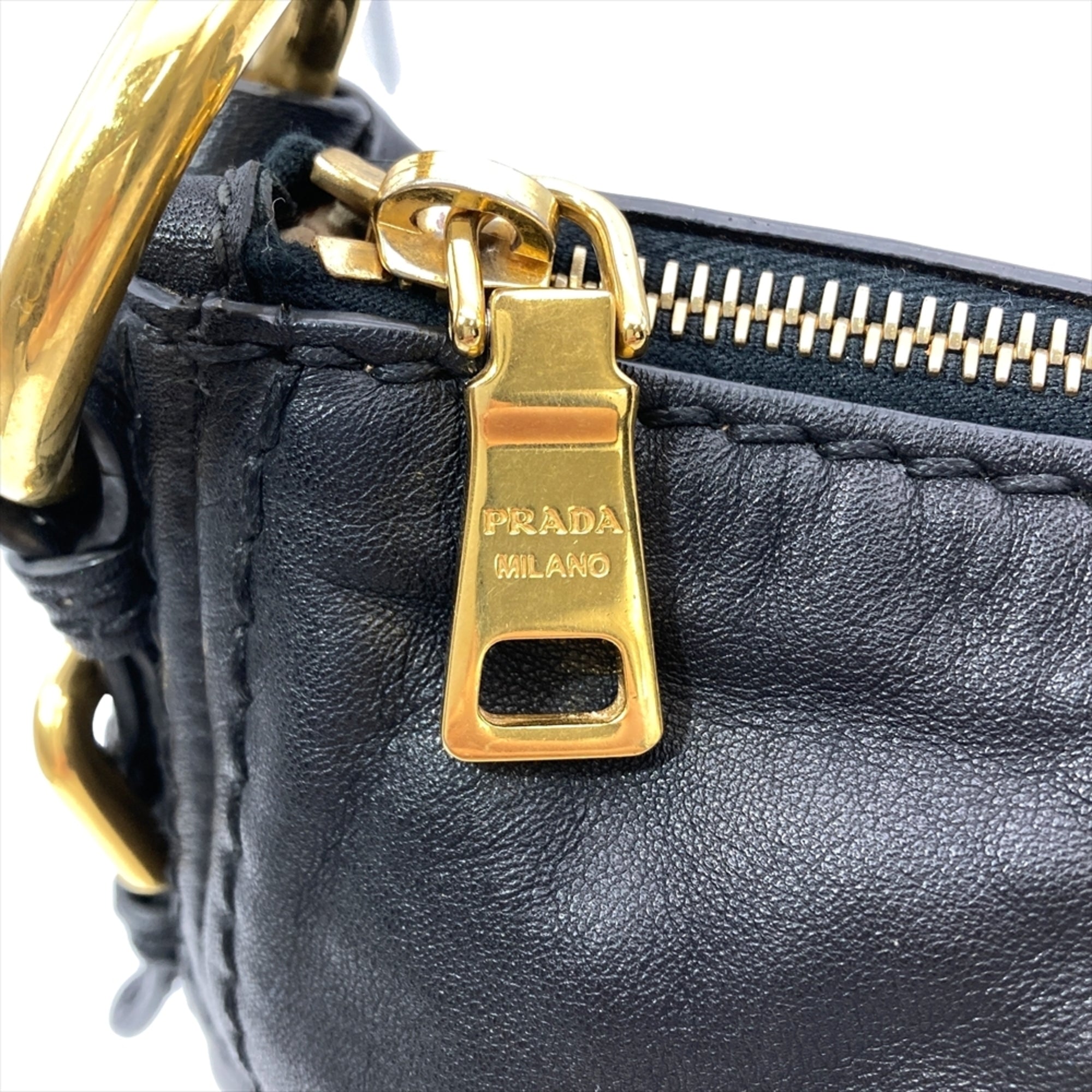 Prada Black Leather Shoulder Bag (Pre-Owned)
