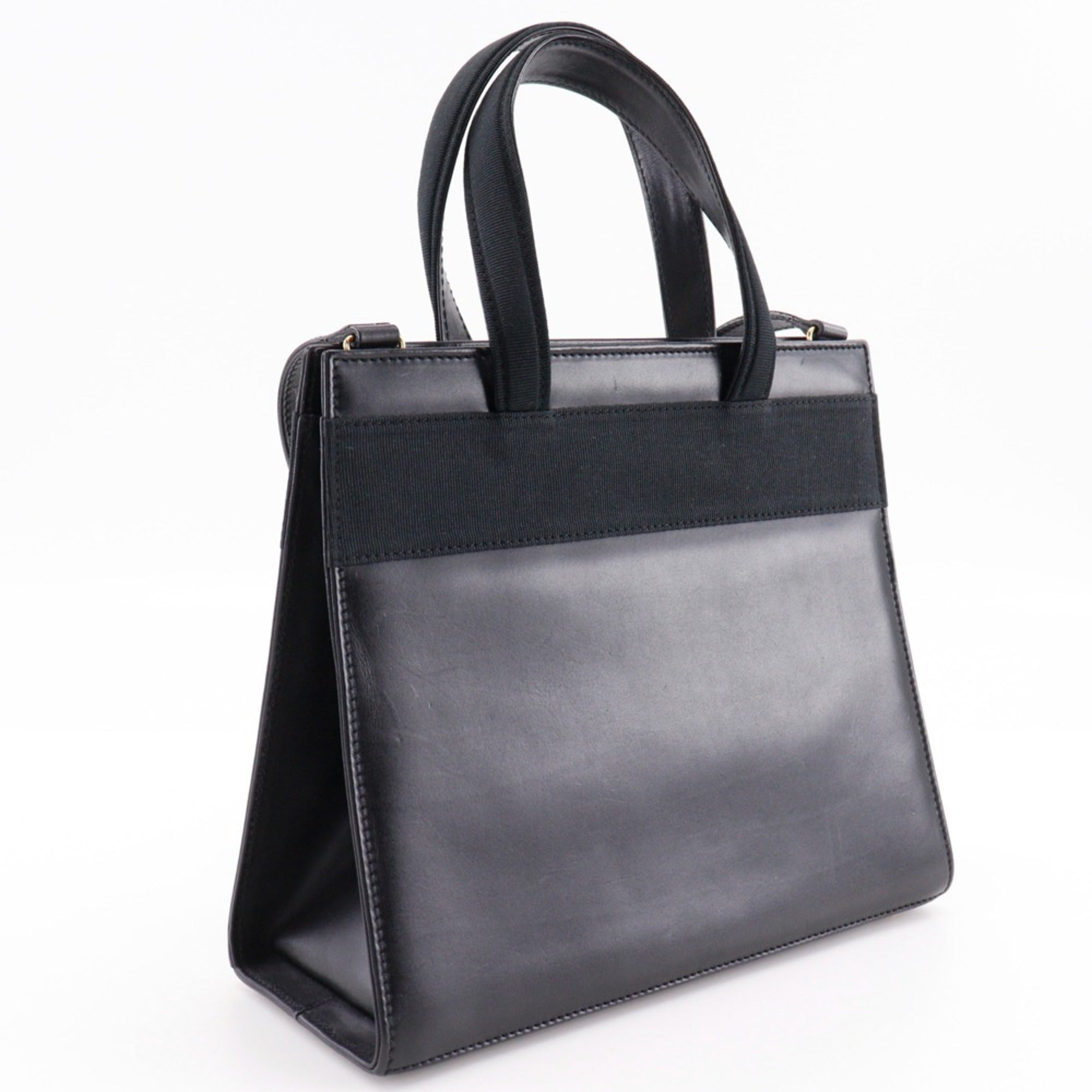 Salvatore Ferragamo Black Leather Handbag (Pre-Owned)
