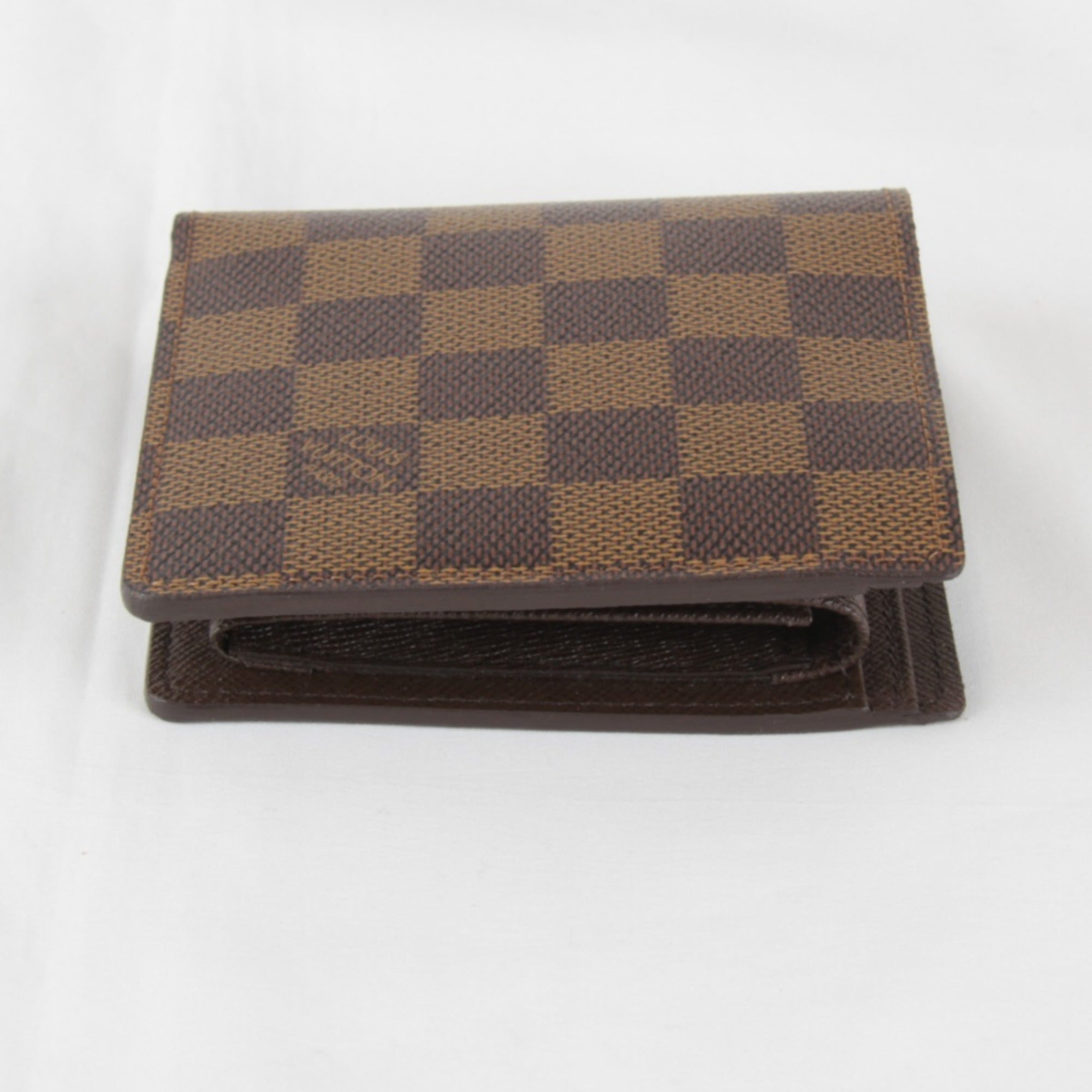 Louis Vuitton Damier Brown Damier Canvas Wallet (Bi-Fold) (Pre-Owned)