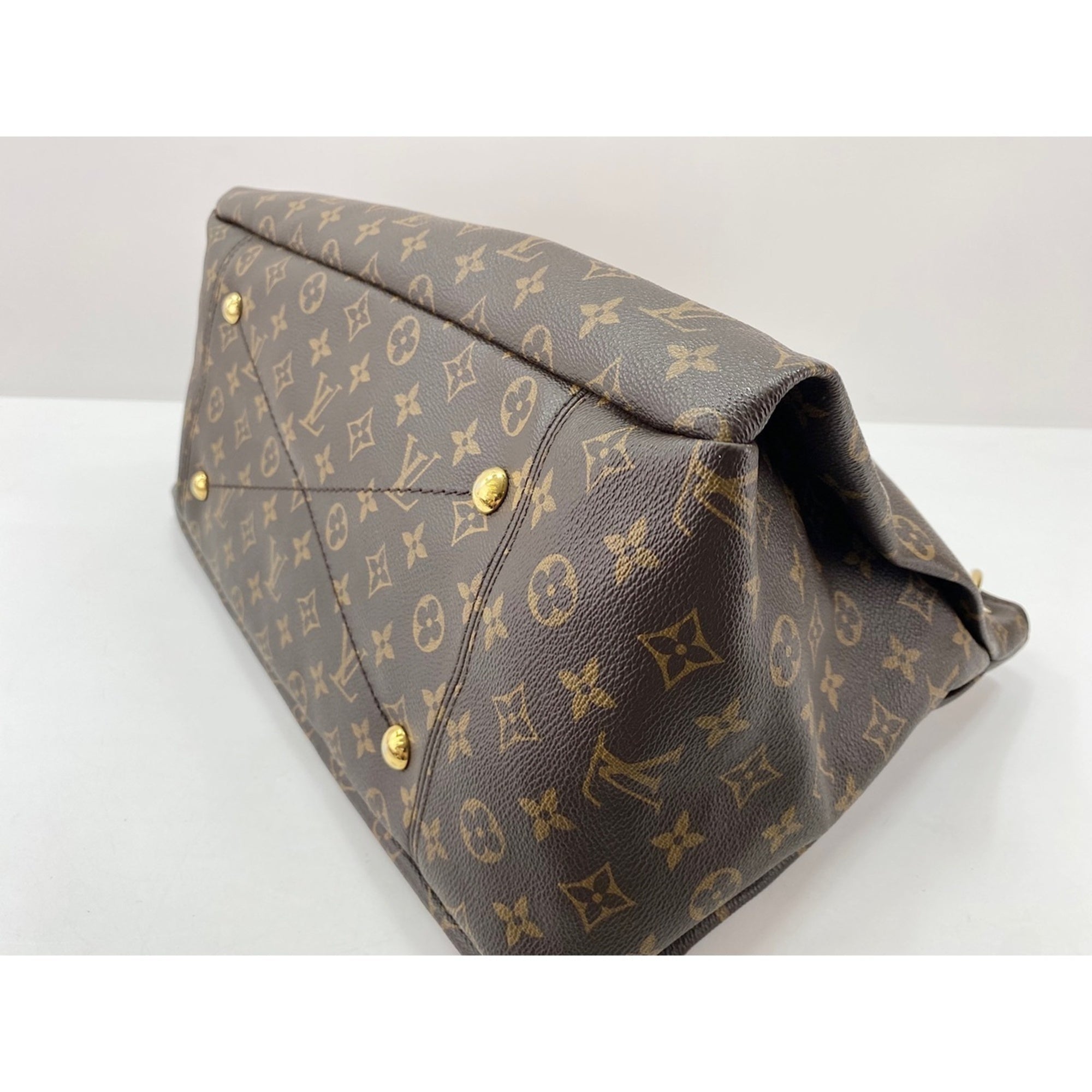Louis Vuitton Brown Handbag (Pre-Owned)