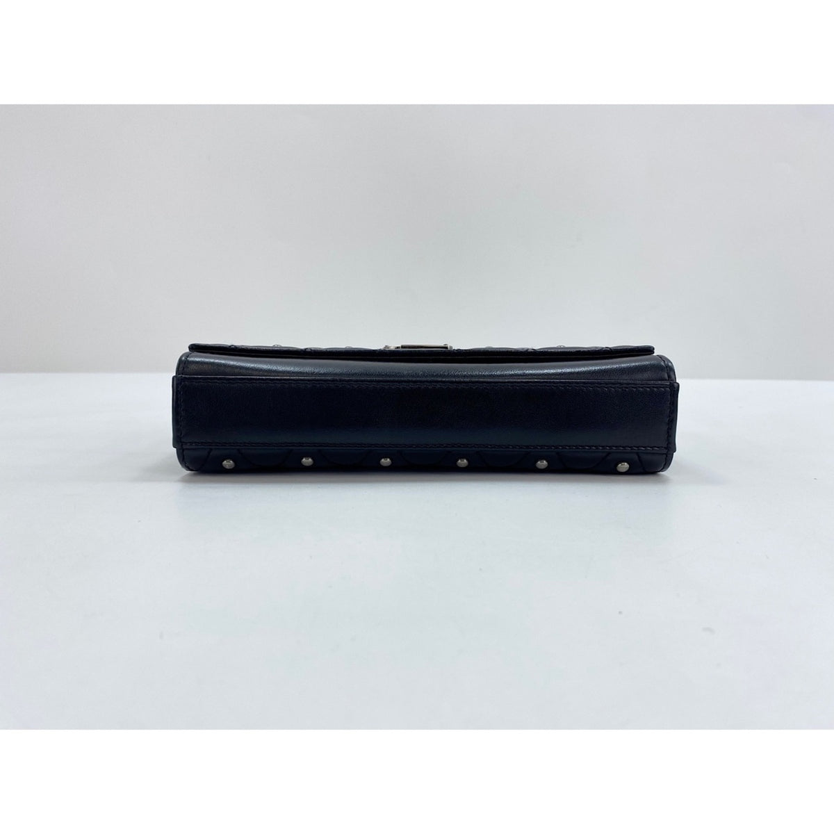 Yves Saint Laurent Black Shoulder Bag (Pre-Owned)