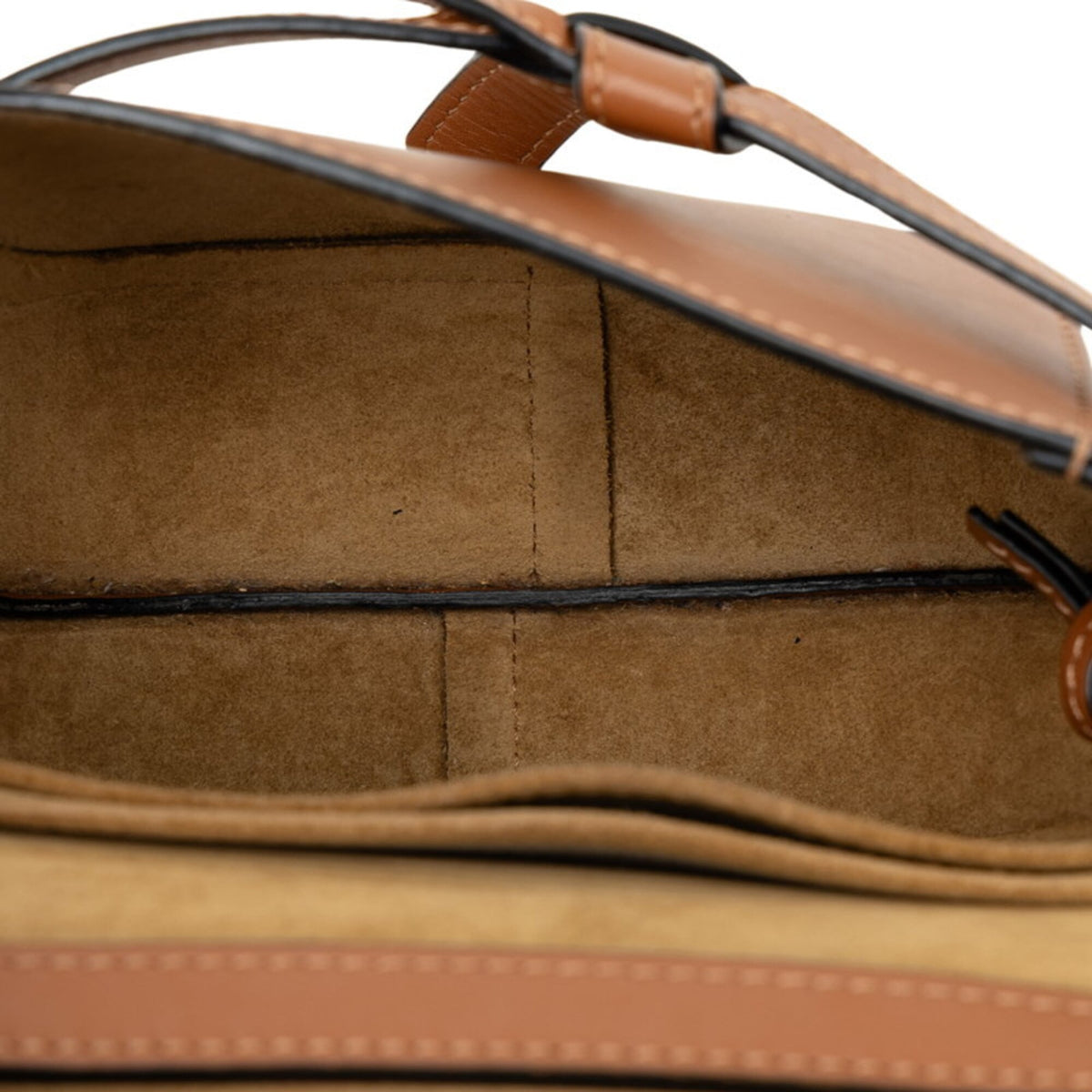 Loewe Beige Brown Leather Shoulder Bag (Pre-Owned)