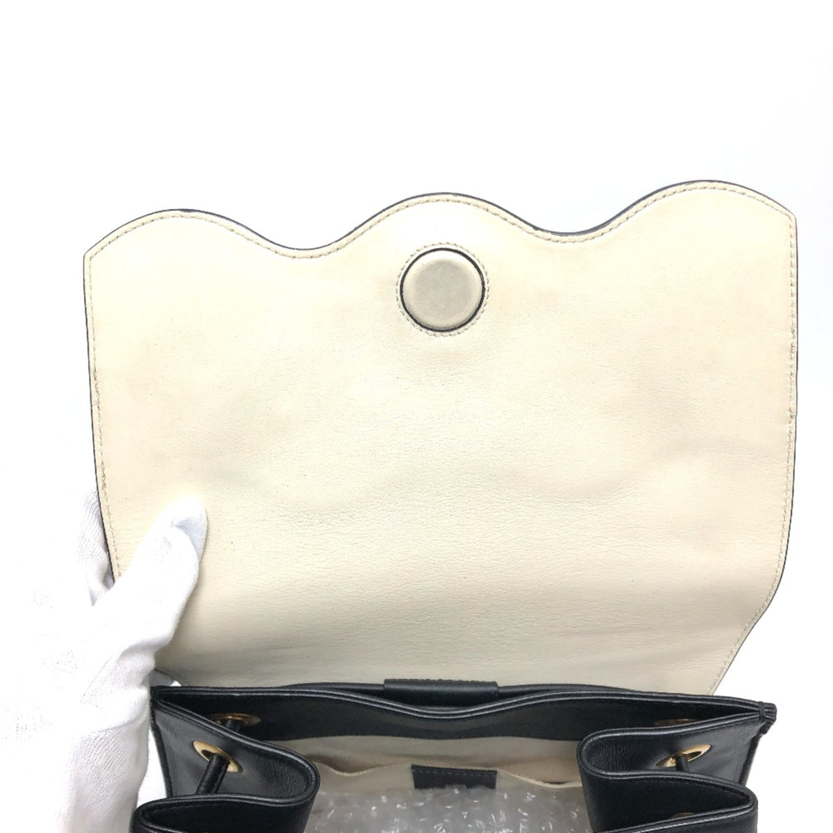 Gucci Black Leather Backpack (Pre-Owned)