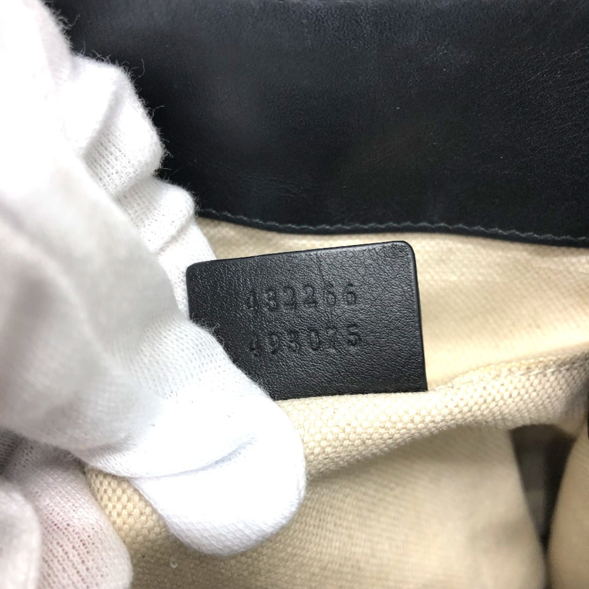 Gucci Black Leather Backpack (Pre-Owned)