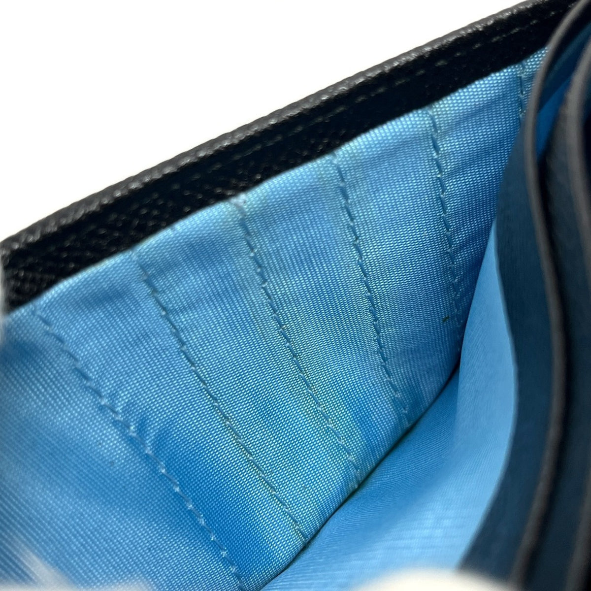 Bvlgari Black Leather Long Wallet (Bi-Fold) (Pre-Owned)