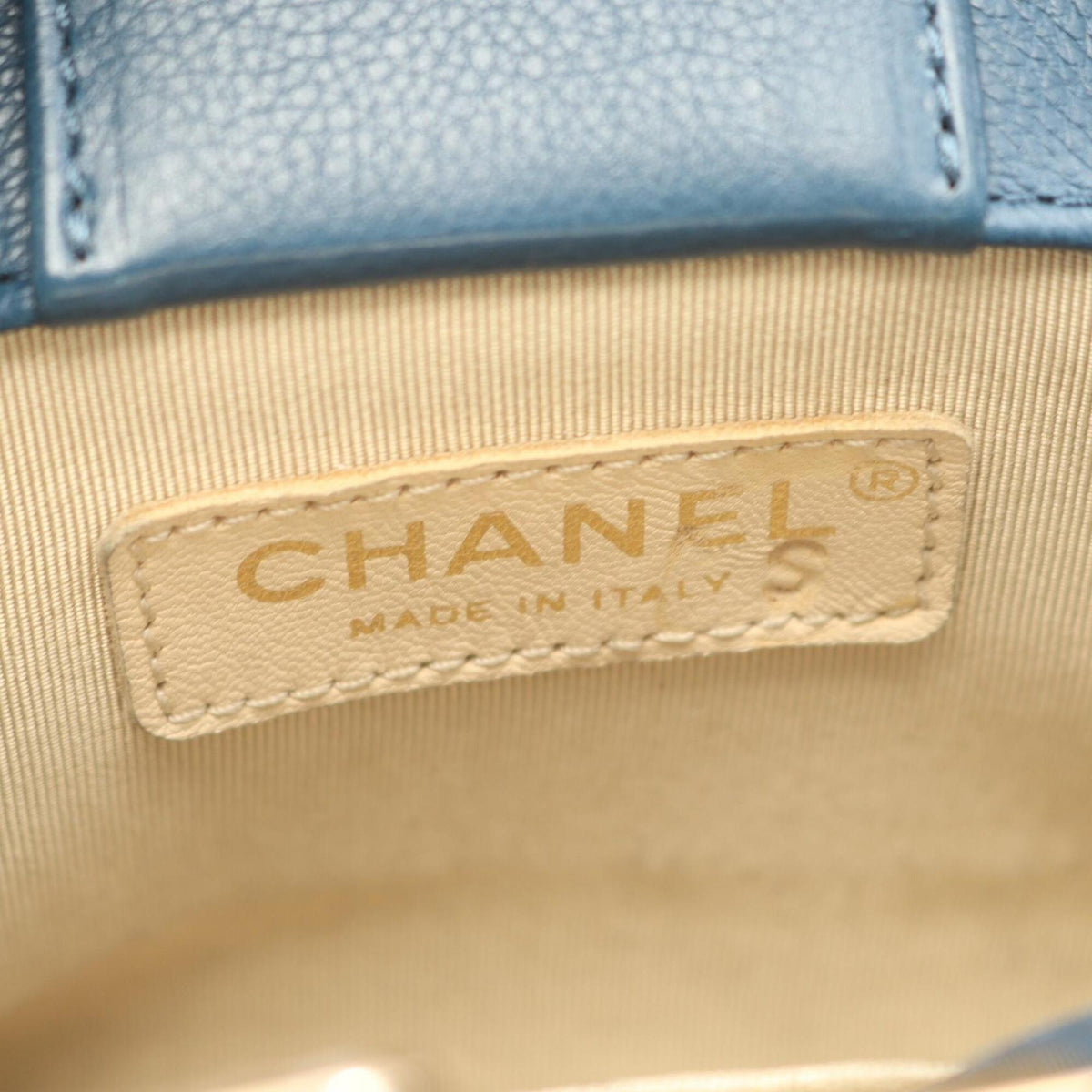 Chanel Matelasse Blue Leather Handbag Shoulder Bag (Pre-Owned)