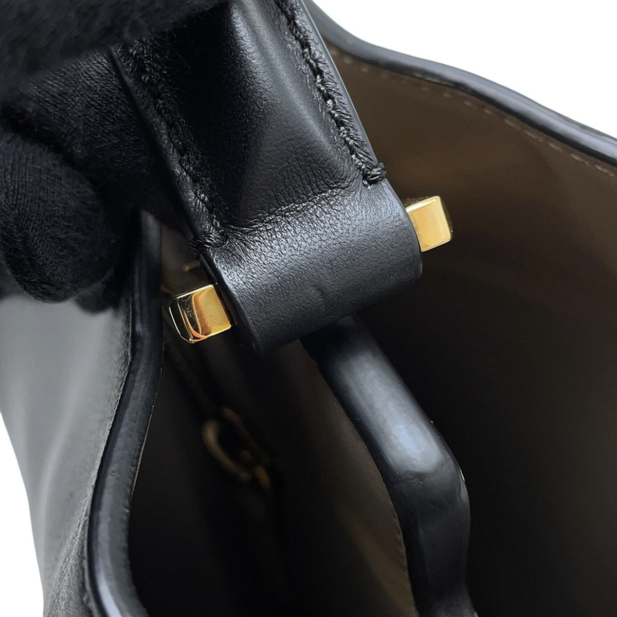 Fendi Black Leather Handbag Shoulder Bag (Pre-Owned)