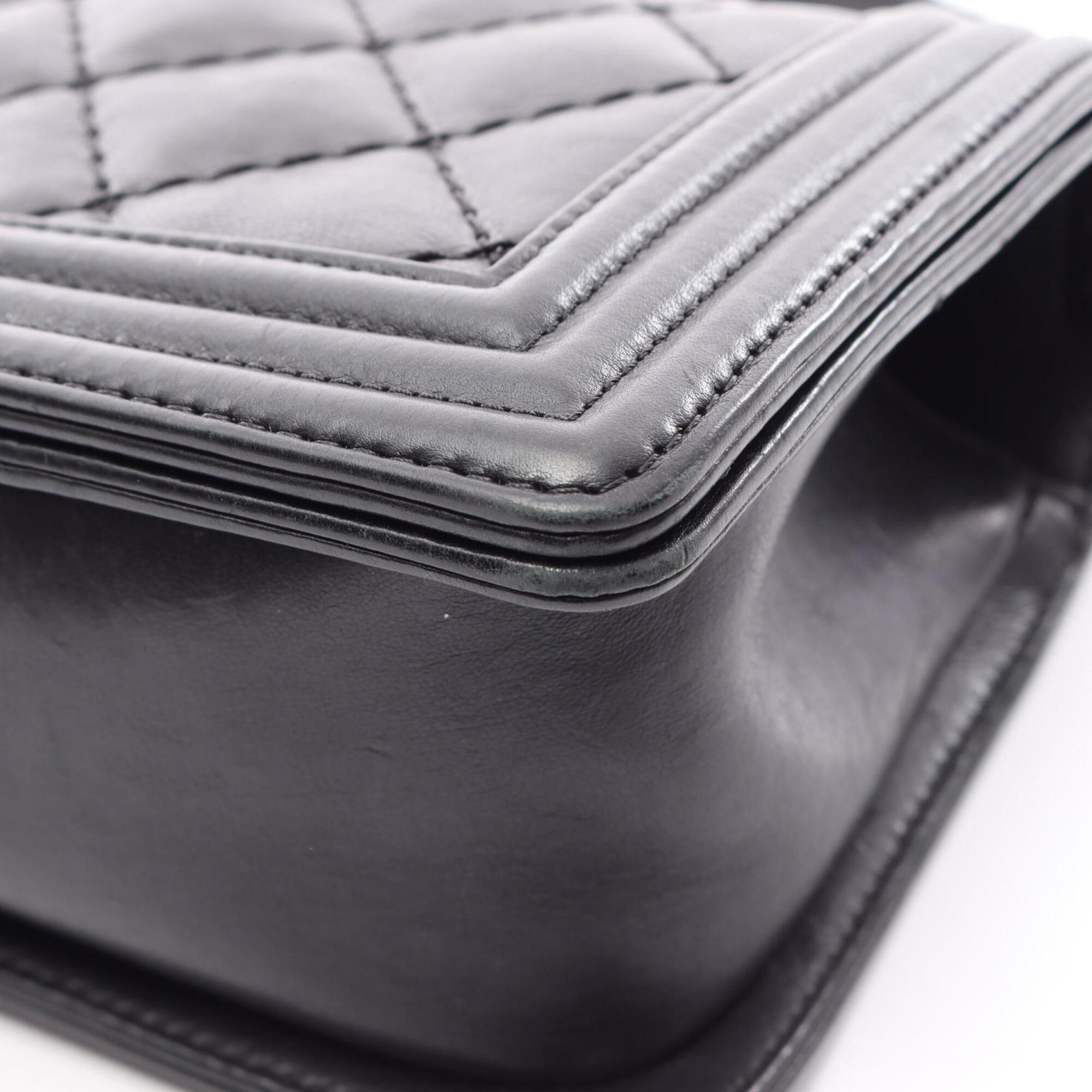 Chanel Black Leather Handbag Shoulder Bag (Pre-Owned)