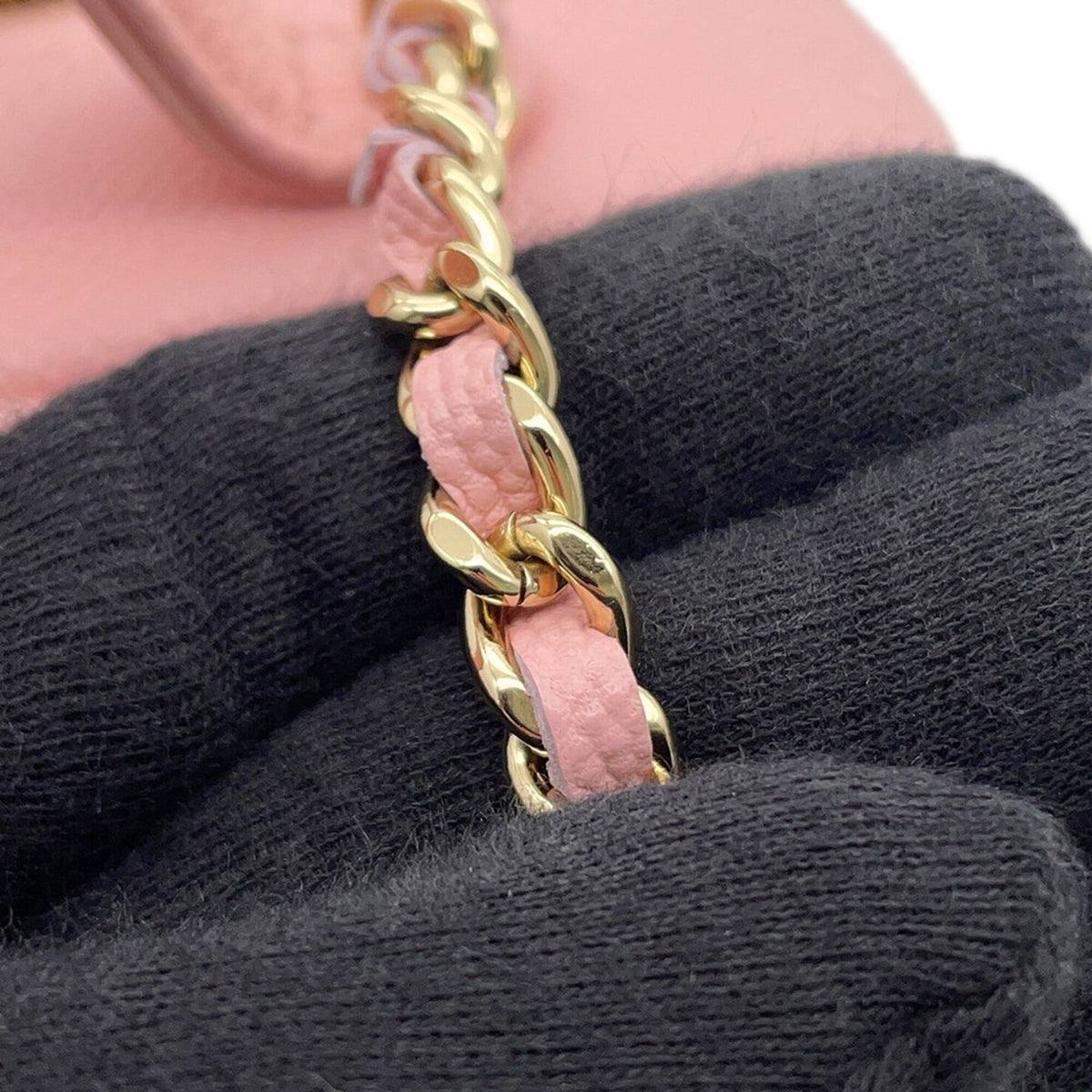 Chanel Matelasse Pink Grained Calfskin Handbag Shoulder Bag (Pre-Owned)